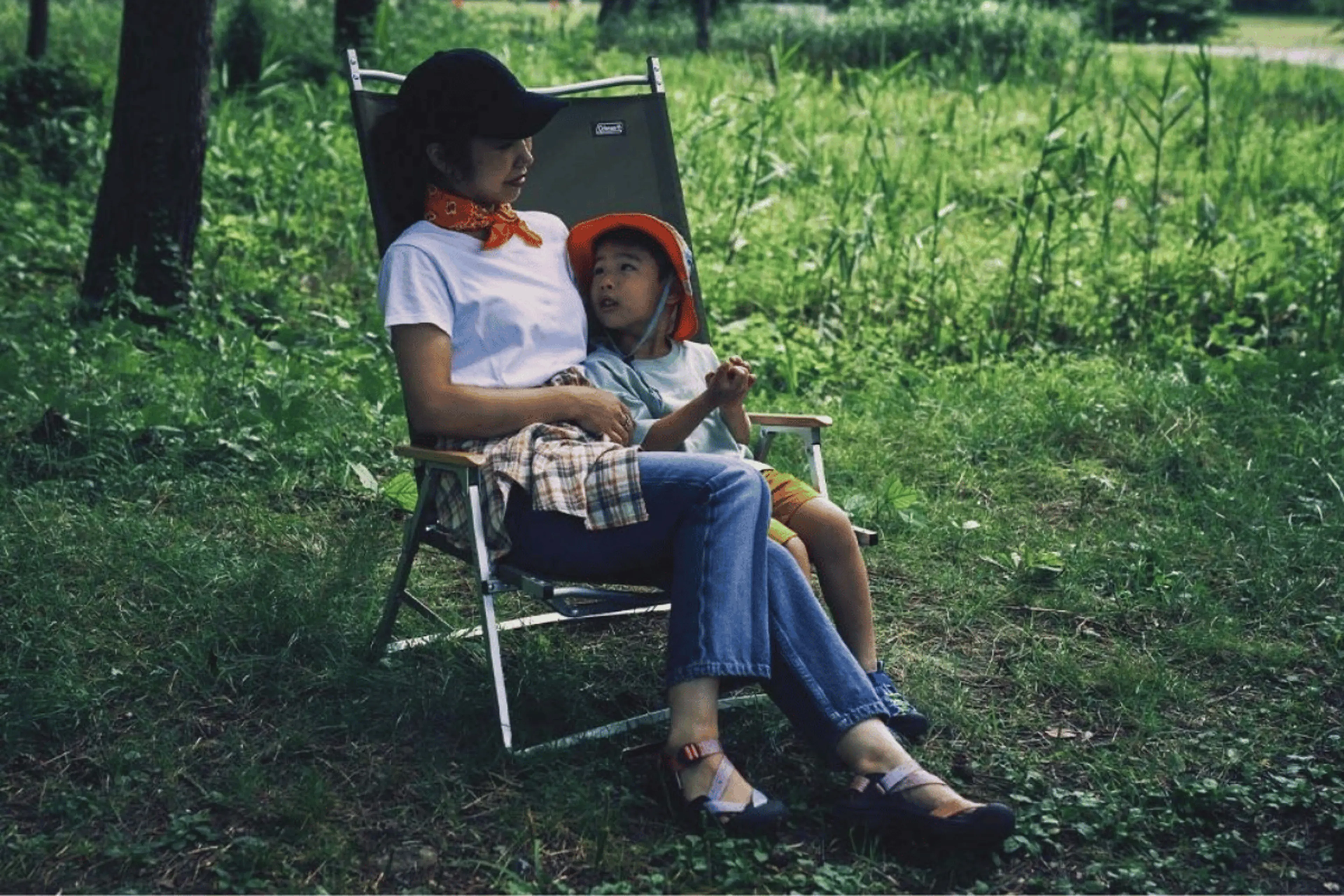 コールマンのフォールディングチェアを解説！特徴や座面の張り替え方も