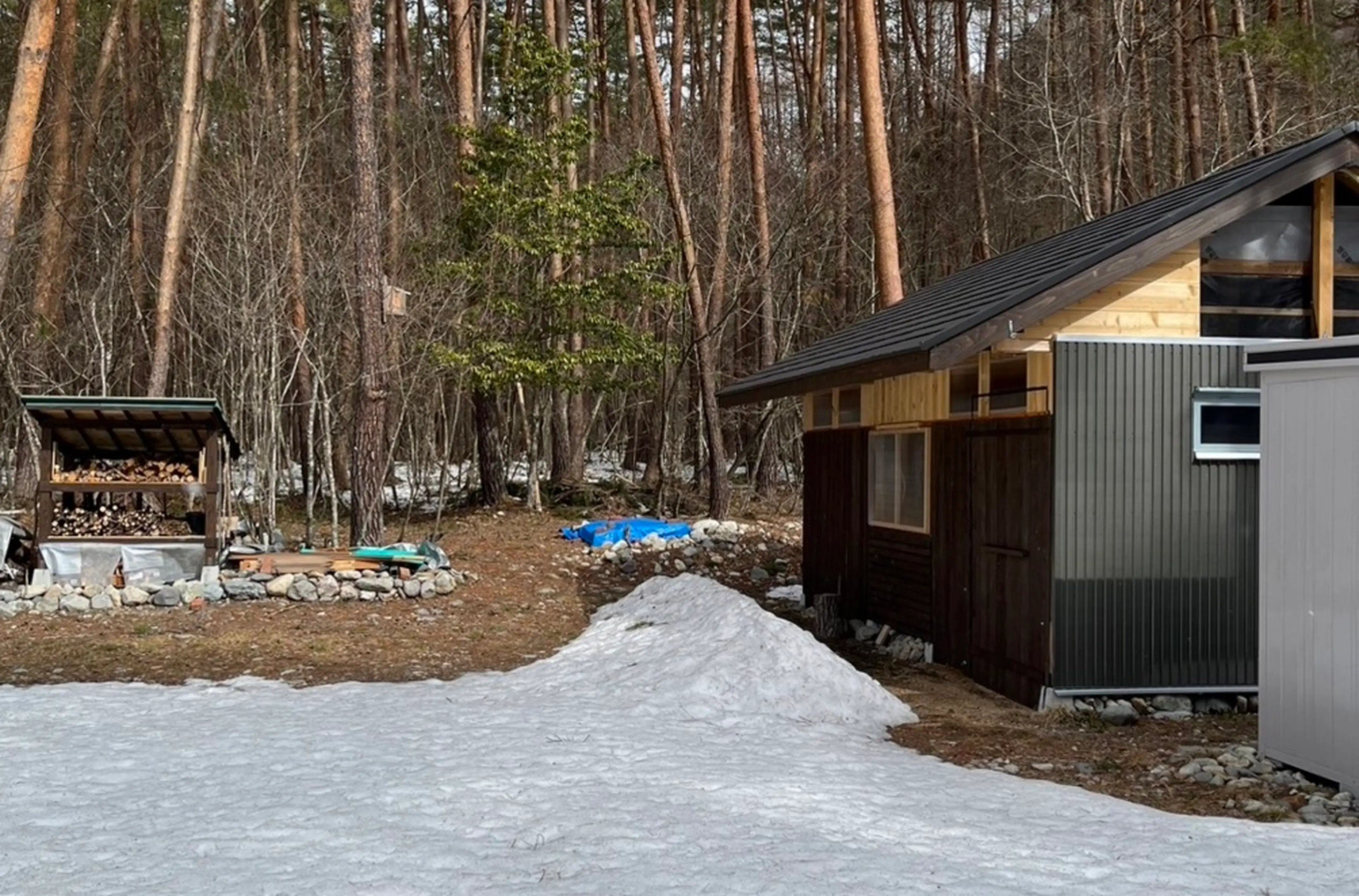 山小屋ページ 0から始める山小屋DIY】ついにオヤジの秘密基地が完成！想定費用の倍