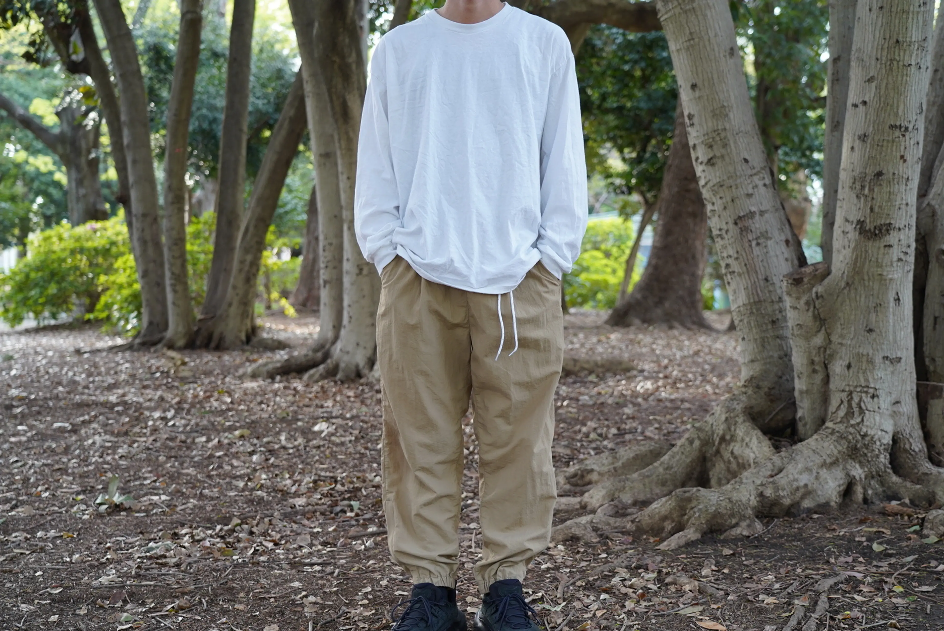 値下げしました　迷迭香 マンネンロウ　ナイロンパンツ 登山　ハイキング 値下げしました 迷迭香 マンネンロウ ナイロンパンツ 登山 ハイキング