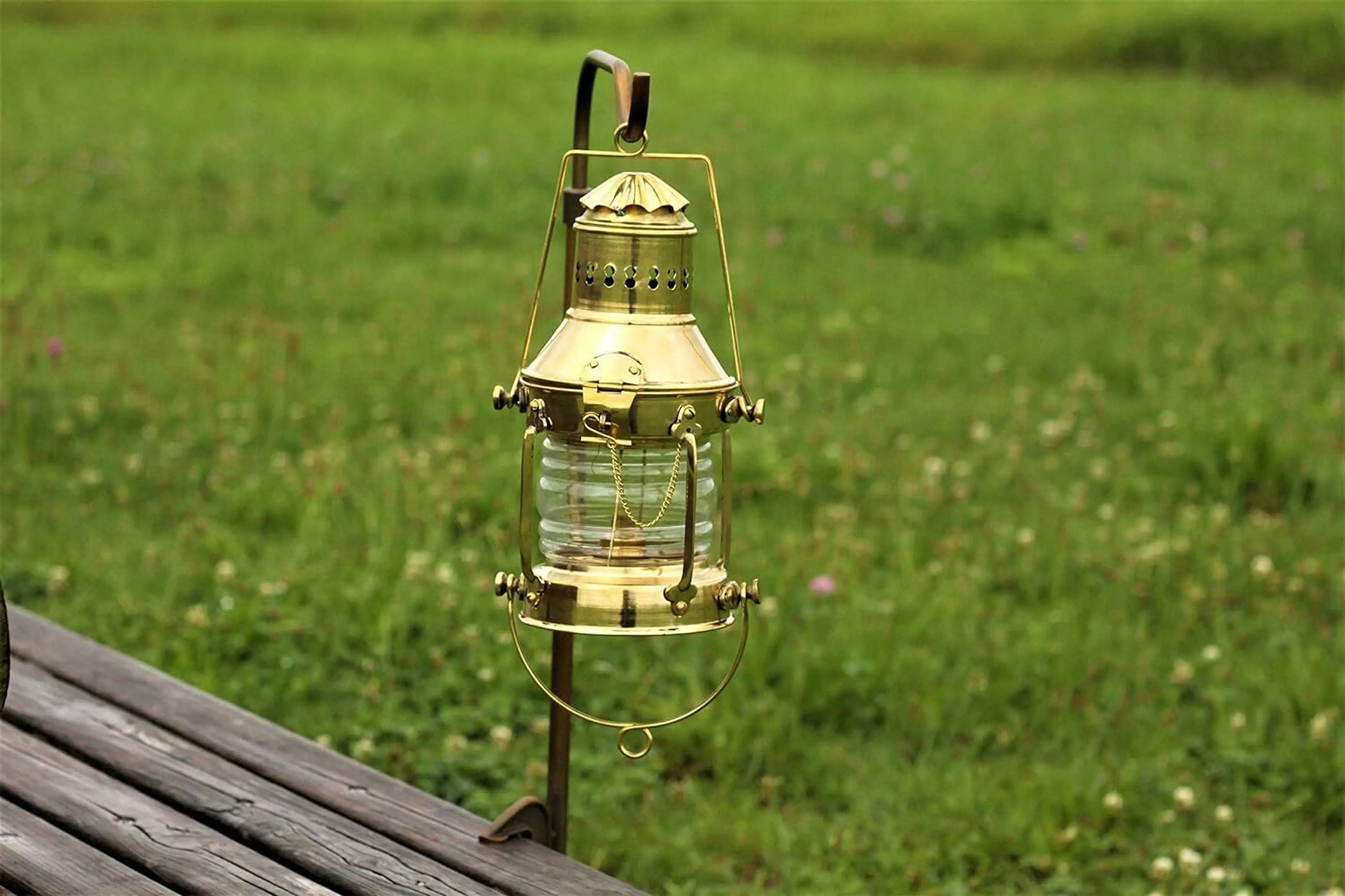 クラシックランタン 真鍮製 緑ガラス デイツ デイツ ハリケーン