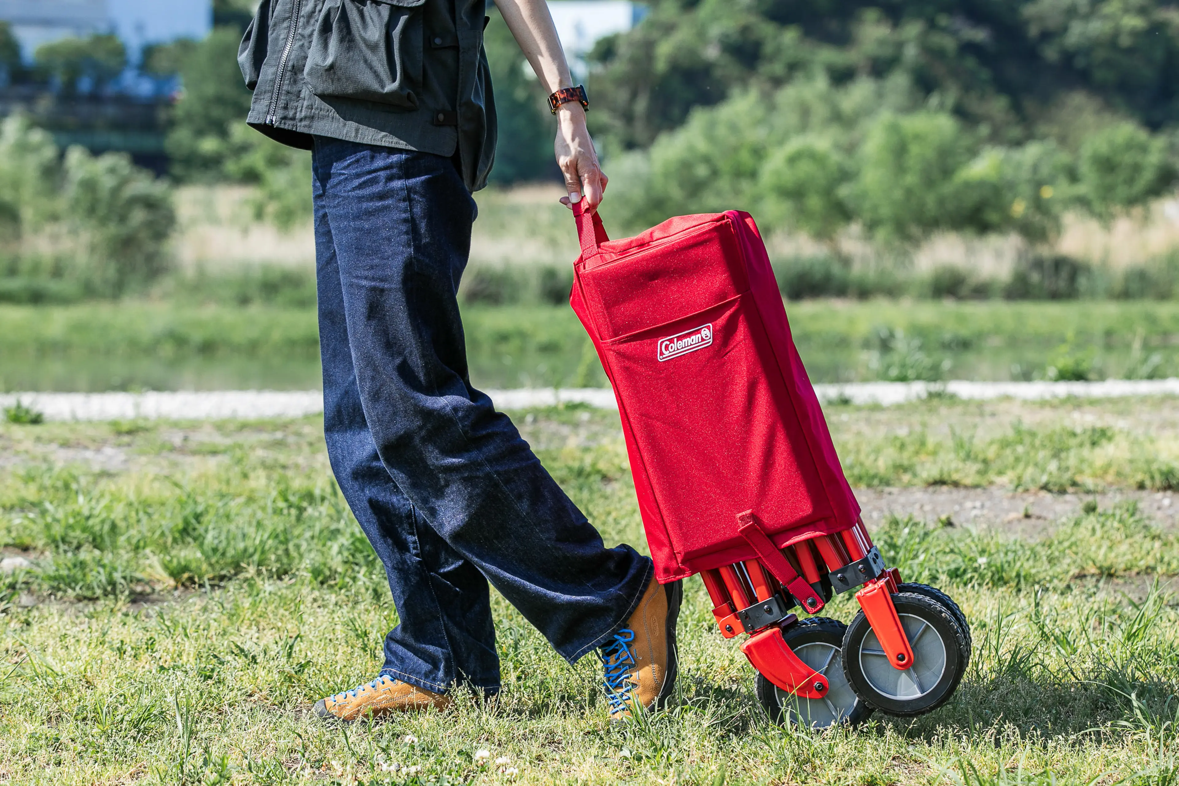 Coleman 赤いキャリーワゴン アウトドアワゴン（レッド）の通販
