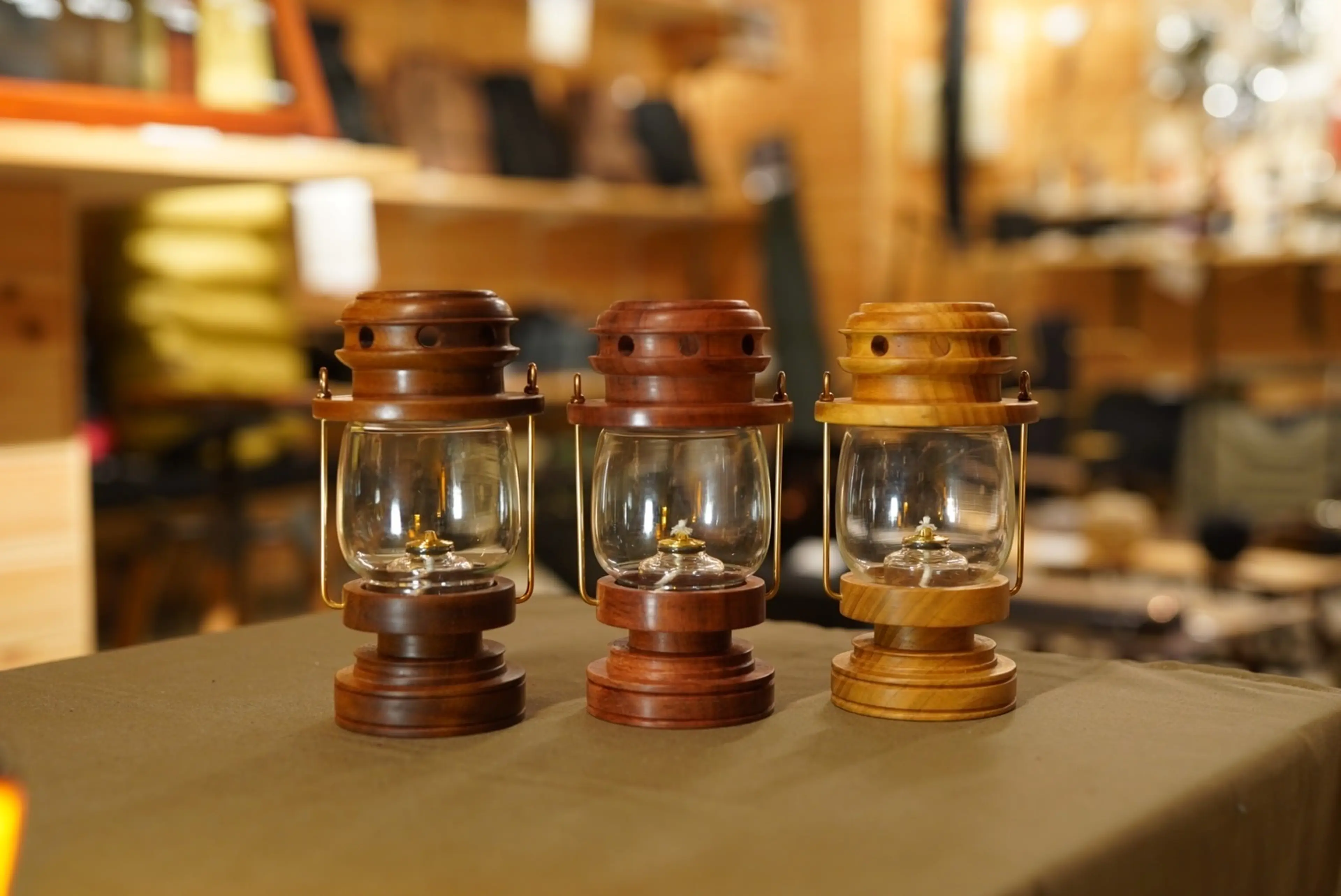 森*様 【未使用品】et.moku works 1/ｆLANTERN（SK）サク 木」の美しさを追求するブランド「et.moku works」の哲学とは
