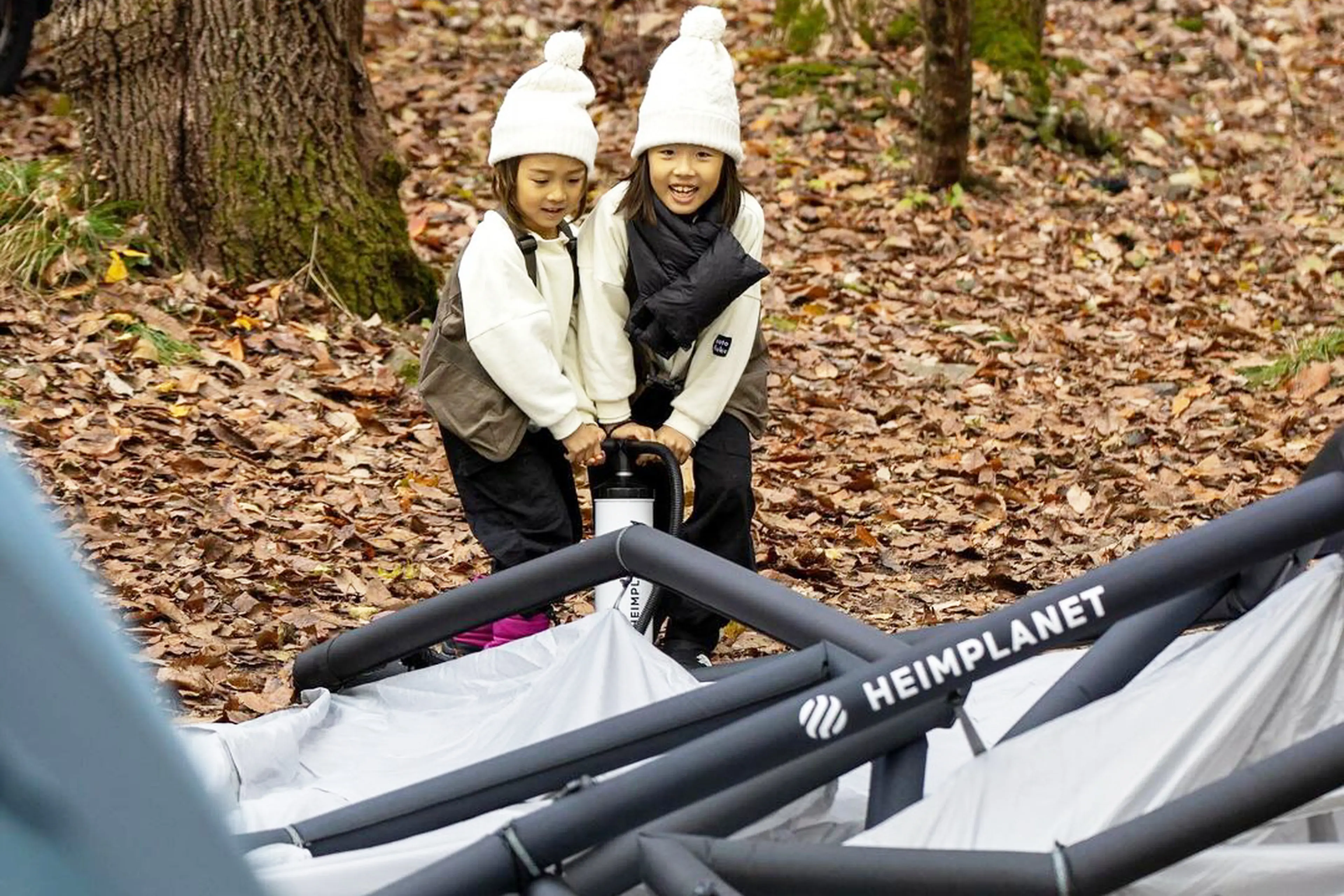 カップ麺より早く張れる！？堅牢・美麗なエアフレームテント