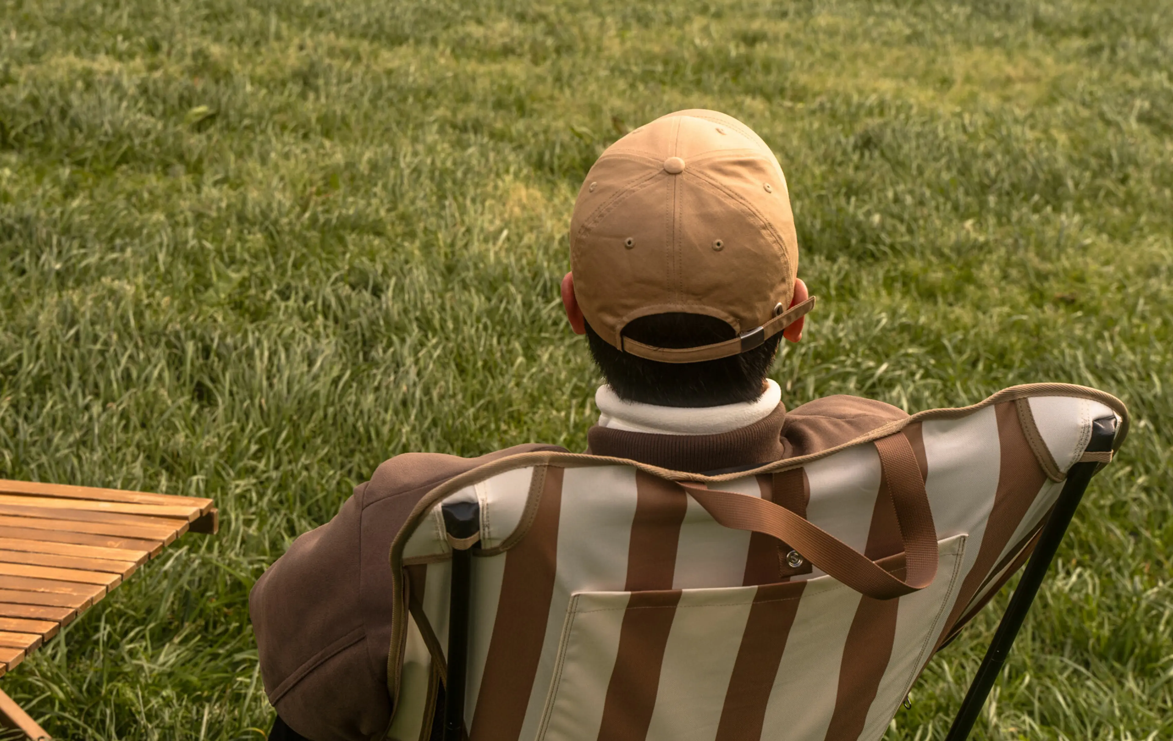 こんなの待ってた！バッグにもなる革新的「アウトドアチェア