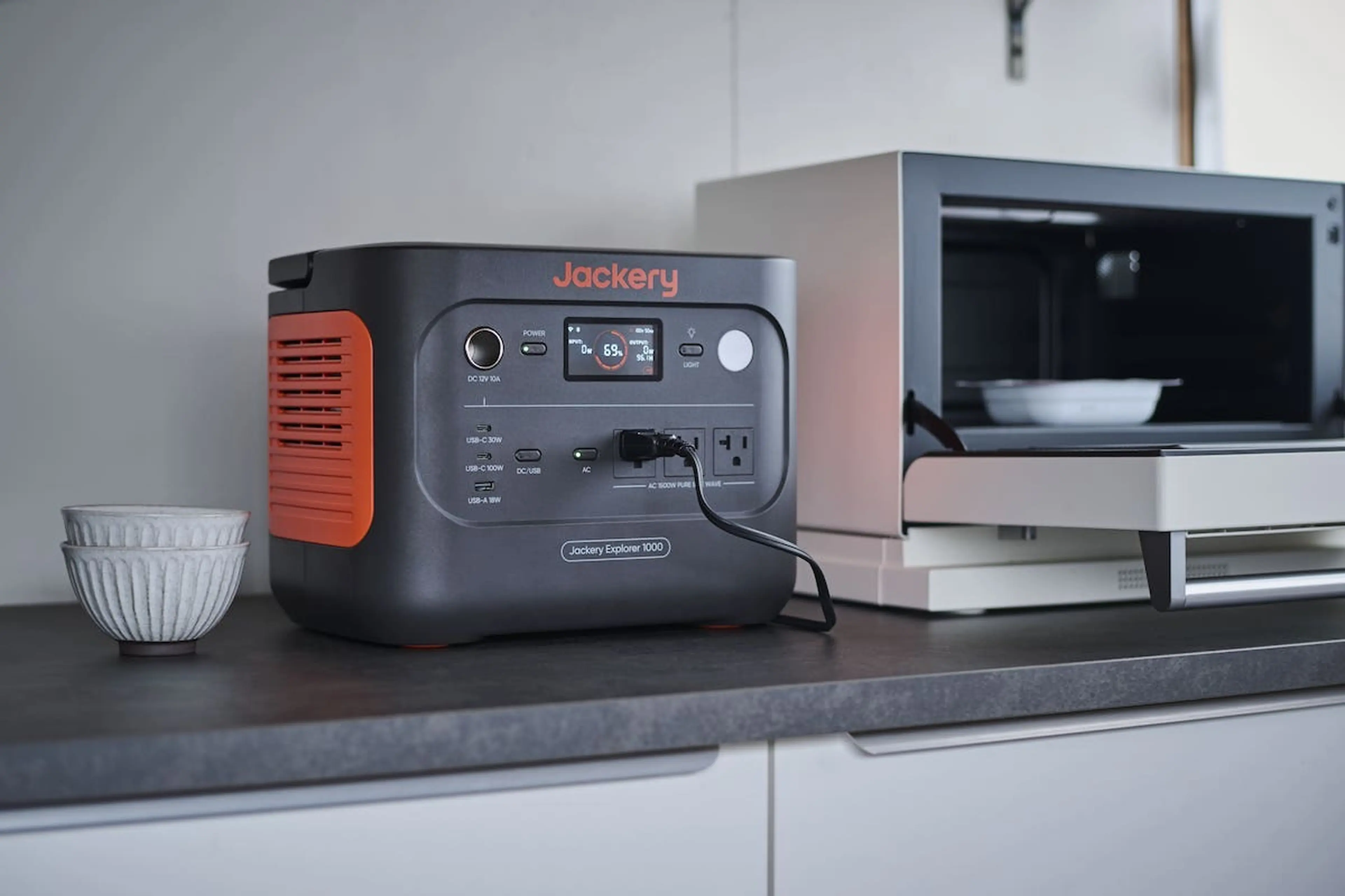 まさかの市販最軽量！Jackeryが20％小型の「1000 New」を新発売