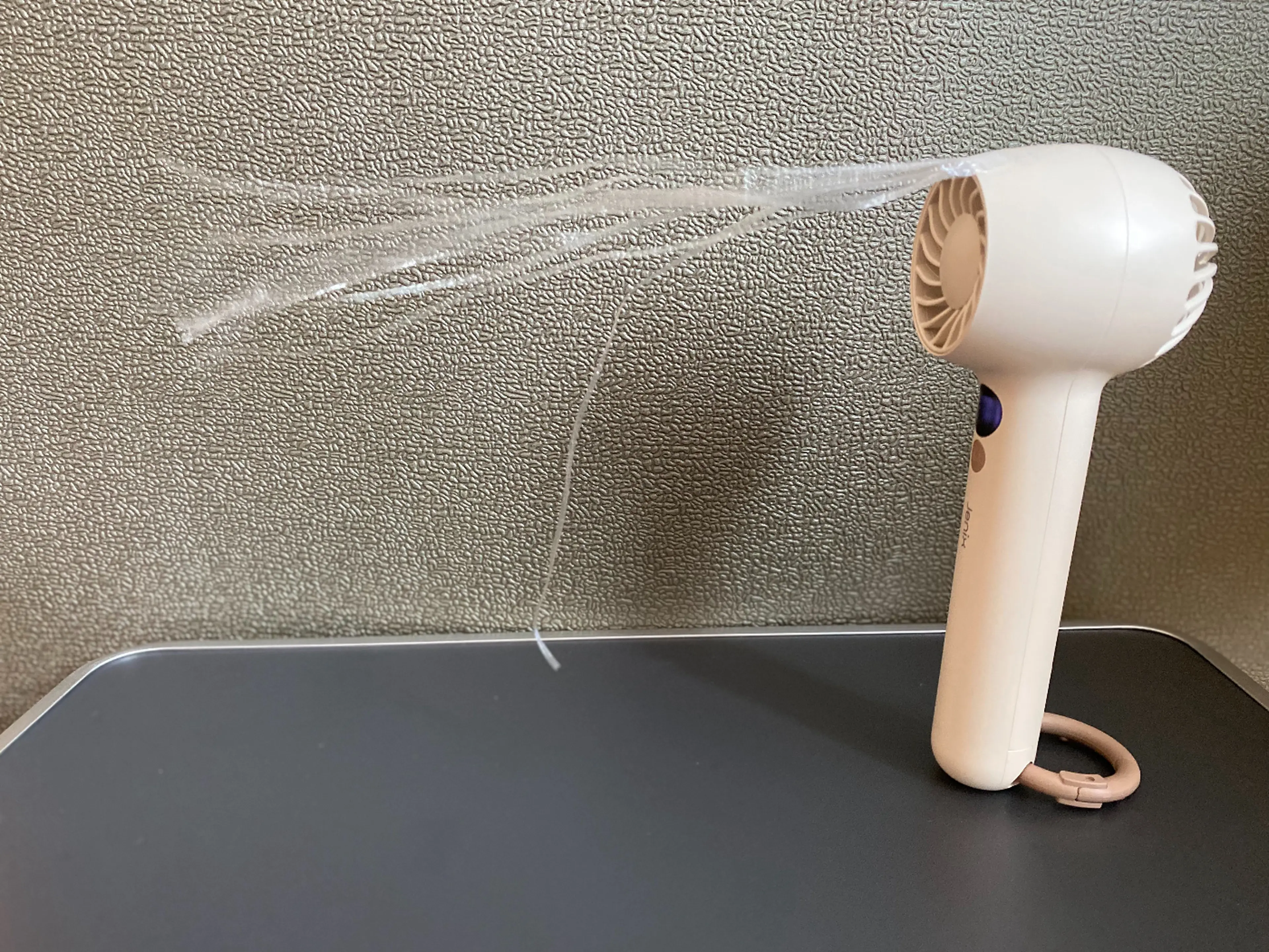 Lifuwa 充電式ヘアドライヤー FHD-300R コメリ 充電 式 ドライヤー Lifuwa 充電式ヘアドライヤー FHD-300R
