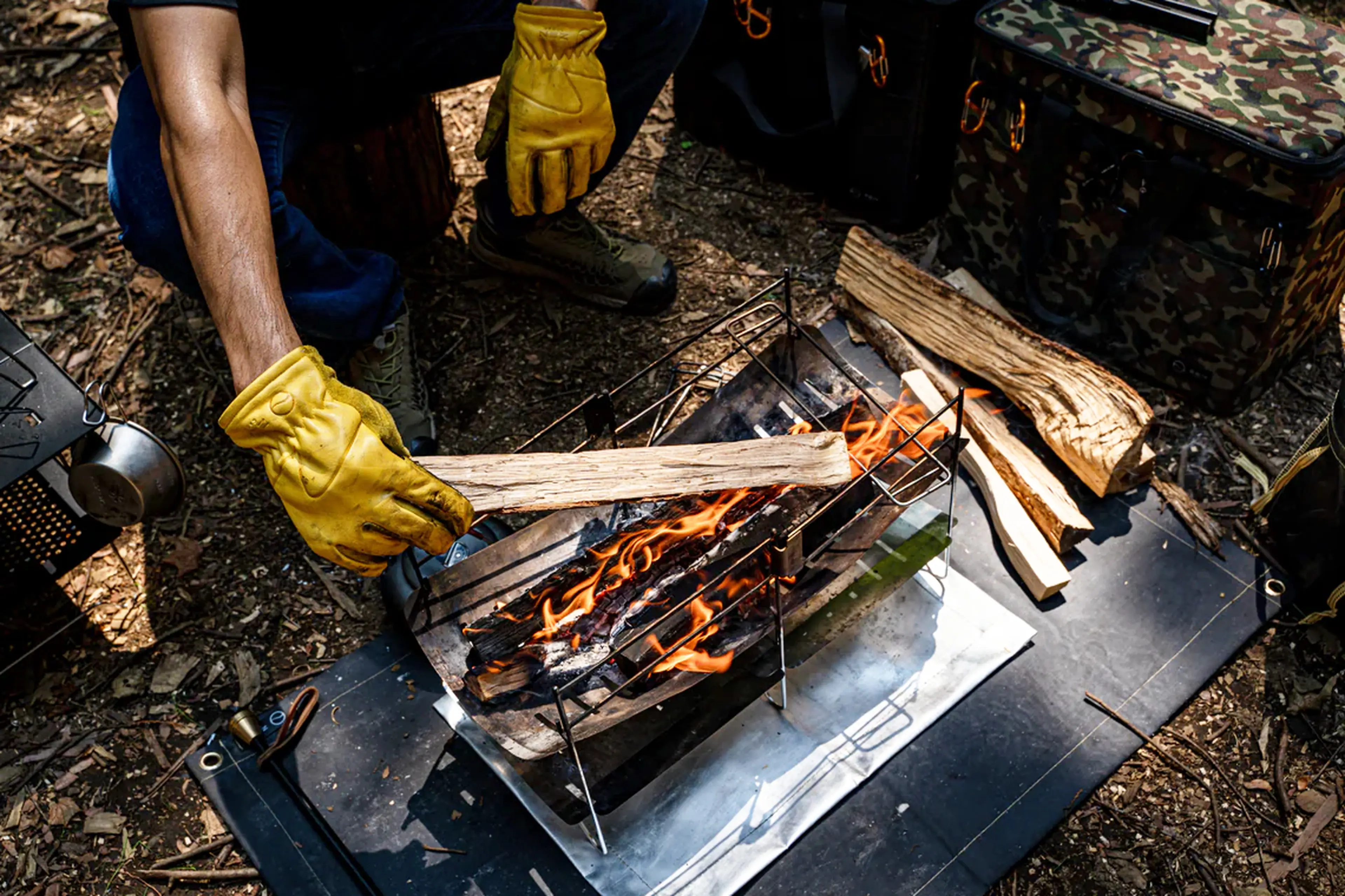 アウトドアグッズ　まとめ ZEN Camps】そろえるだけでキマる！クールな焚き火系ブラックギア