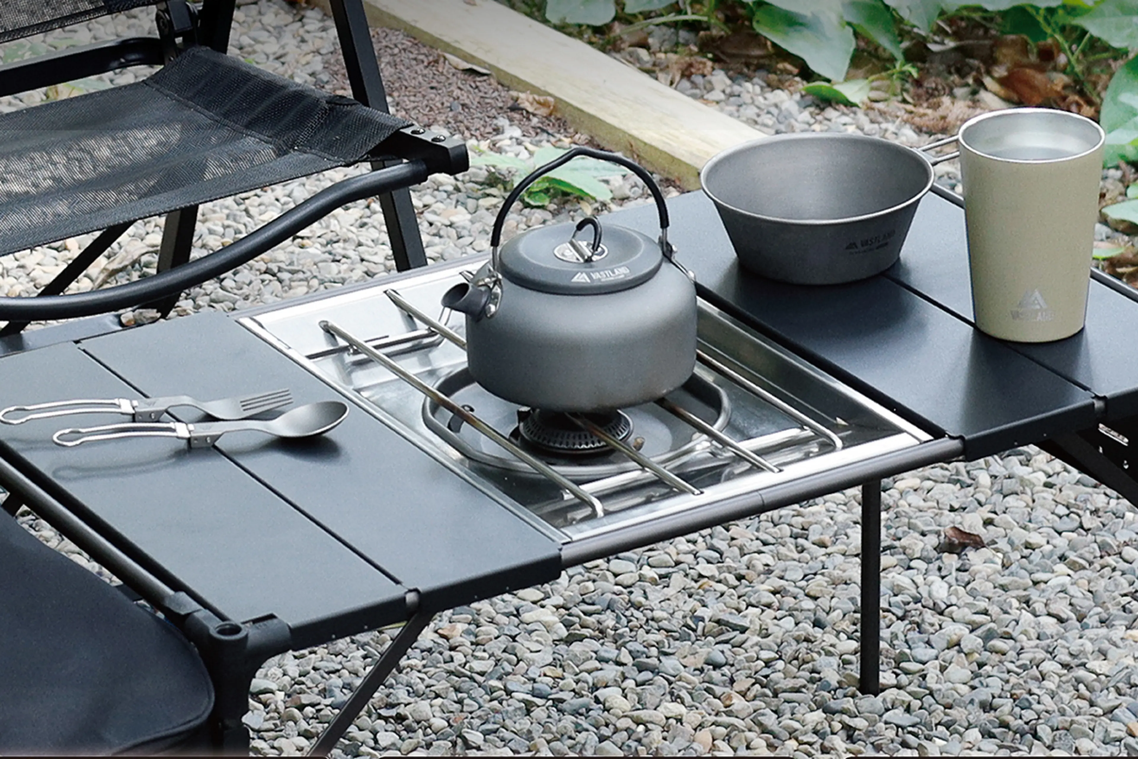 高コスパなIGT規格テーブル登場！調理も食事も快適に | キャンプ