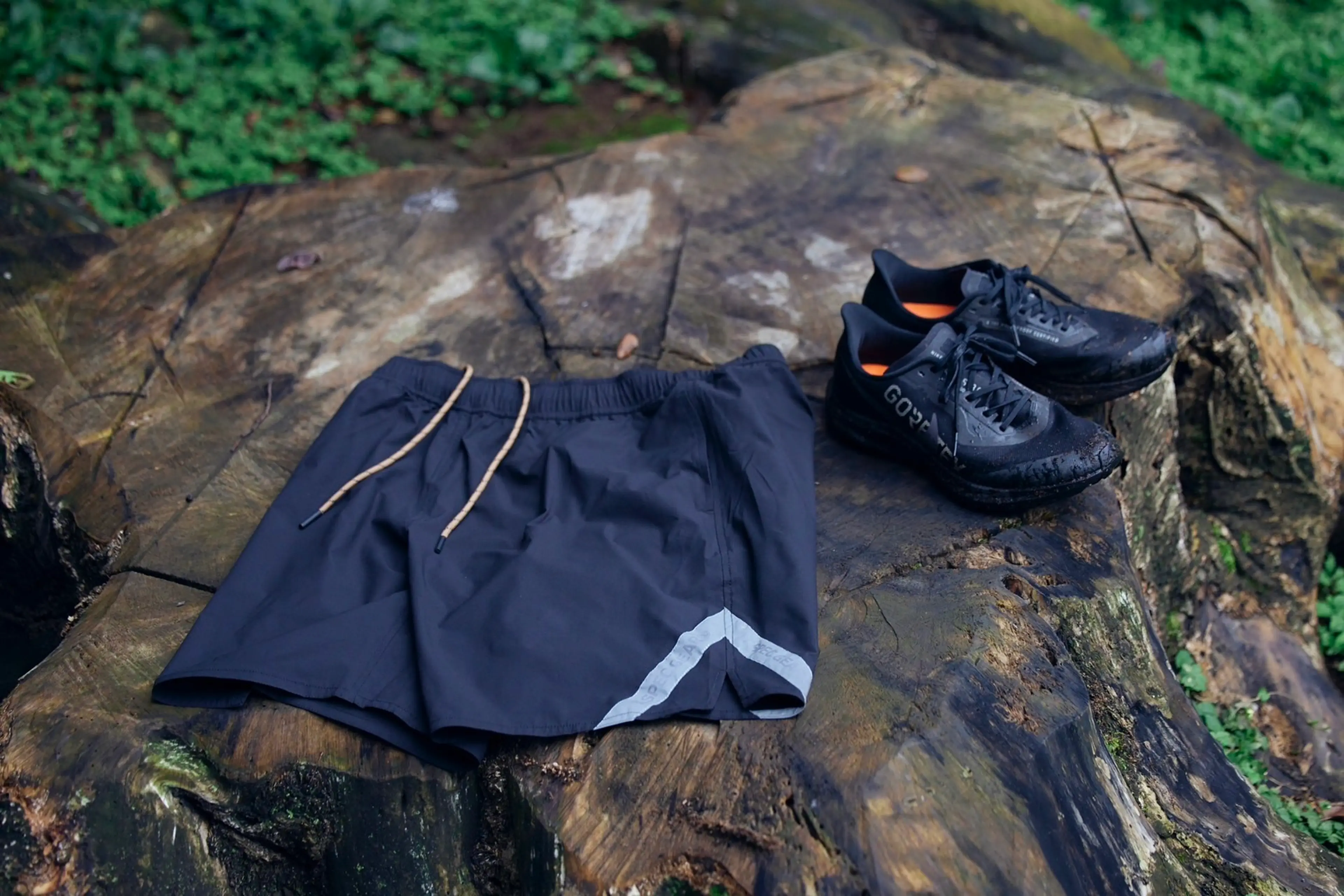 まだまだ短パンでいたい！暗闇にキラリと光るリフレクター付き