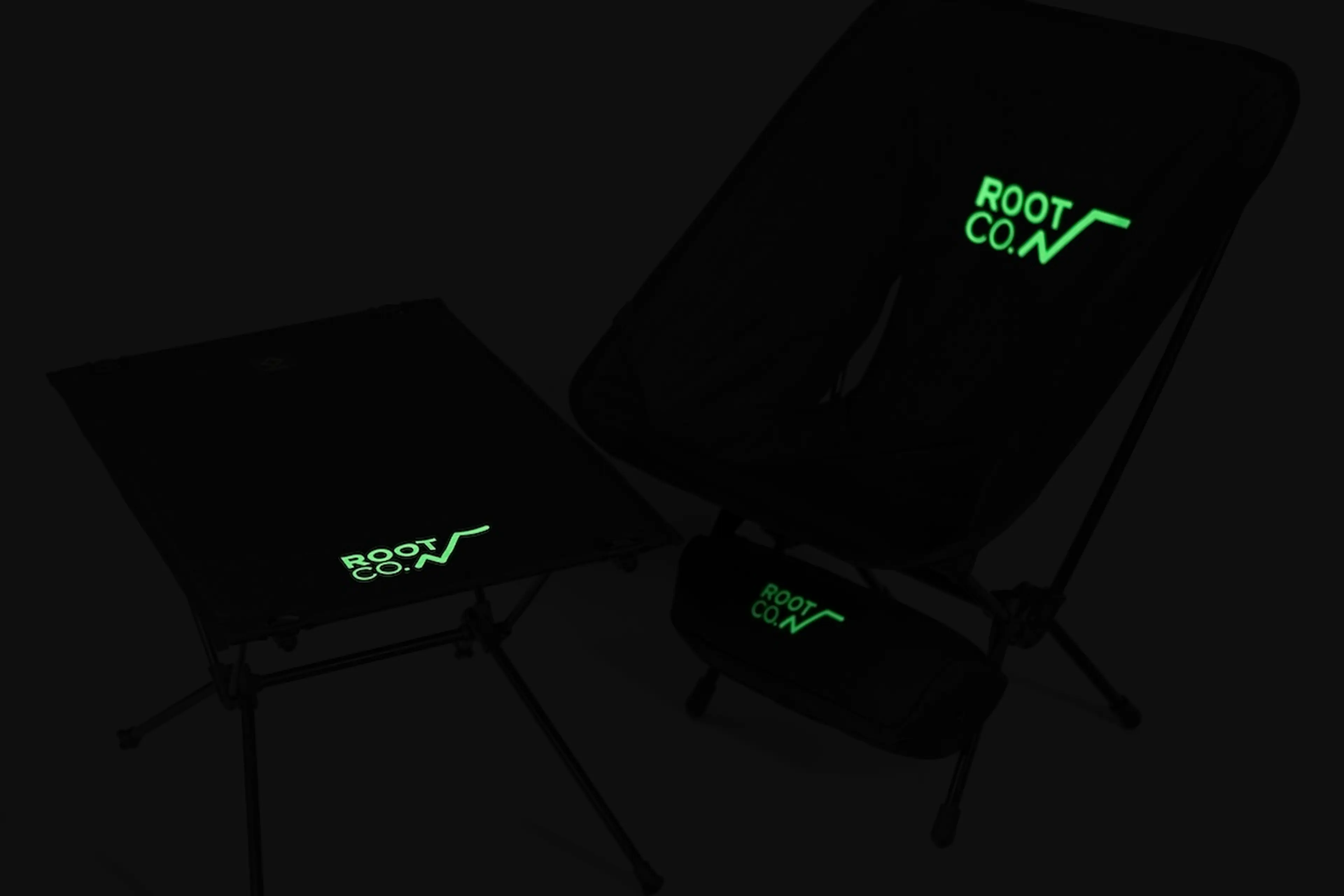 Helinox×ROOT CO.】夜のキャンプ場で主役に！蓄光で光る至極コラボ品が