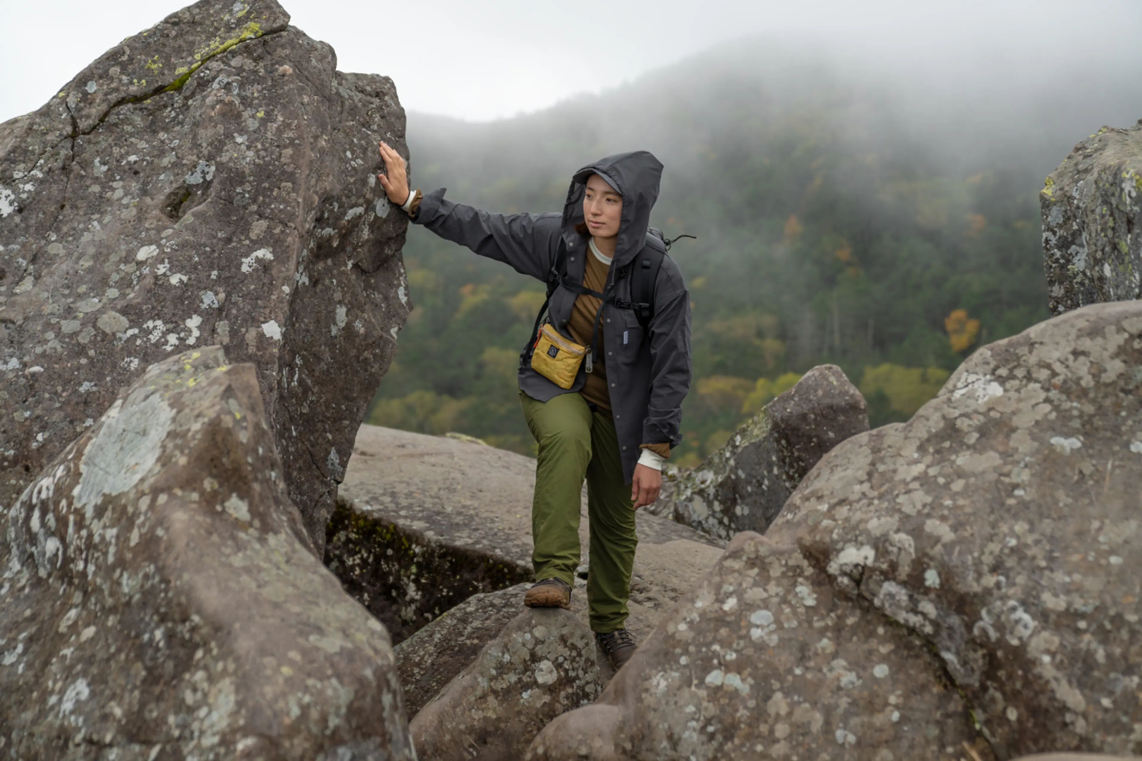 RIDGE MOUNTAIN GEAR】山での快適と日常での心地よさが一枚に