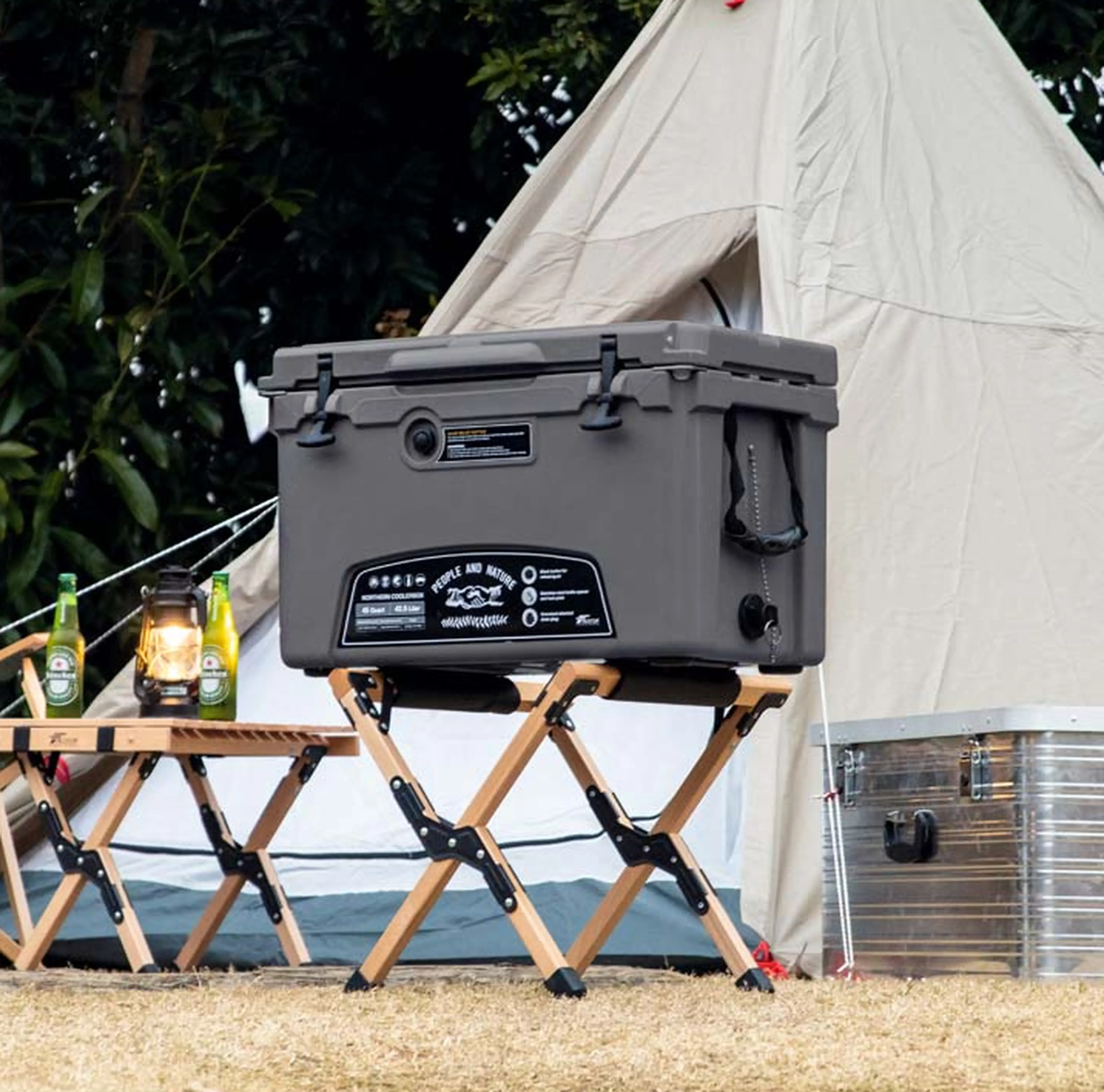 クーラーボックスはソロキャンプで大活躍！コスパ最強20選を紹介