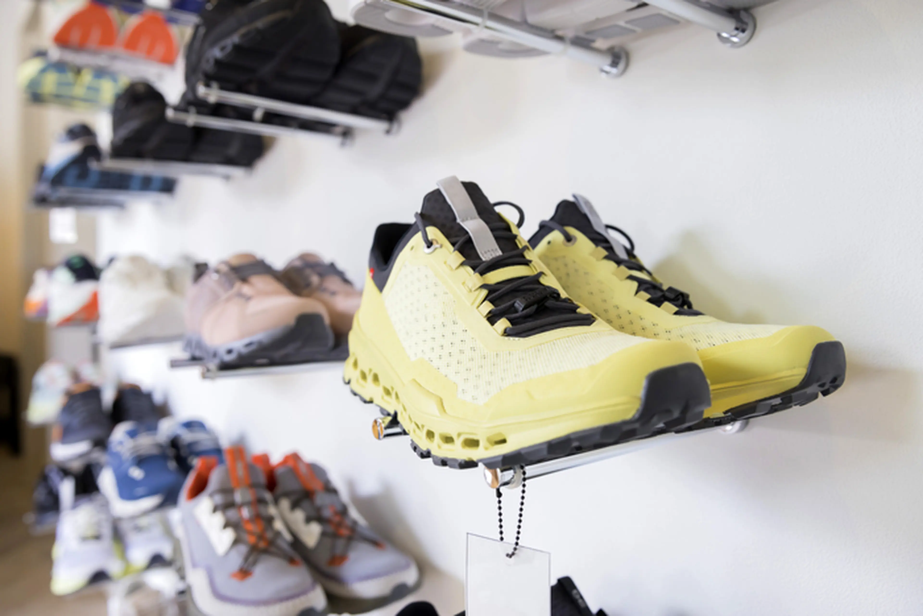 靴屋のスニーカー売り場