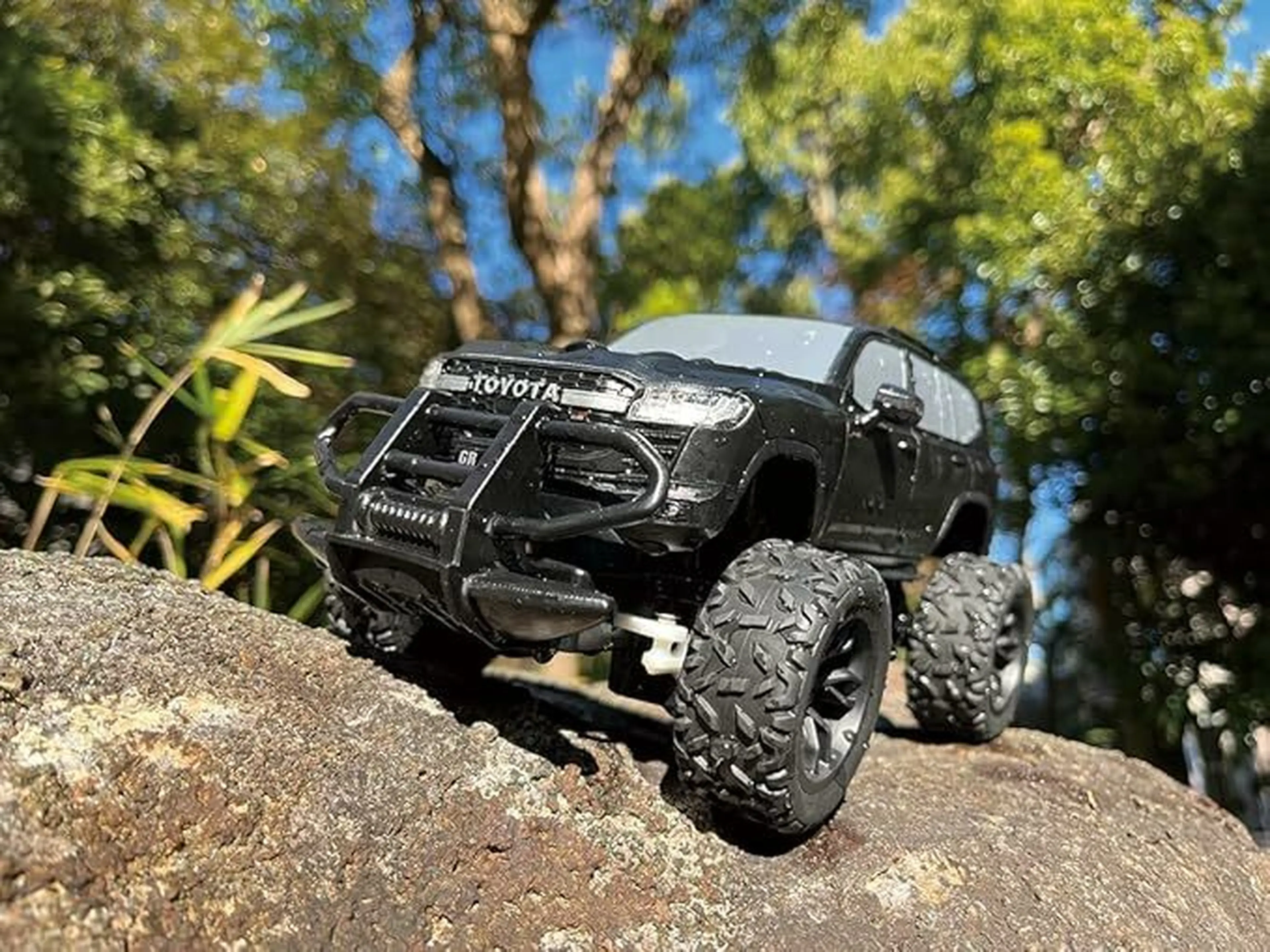 2025年最新】最強のオフロードラジコン(RCカー)15選！大人にも子どもに