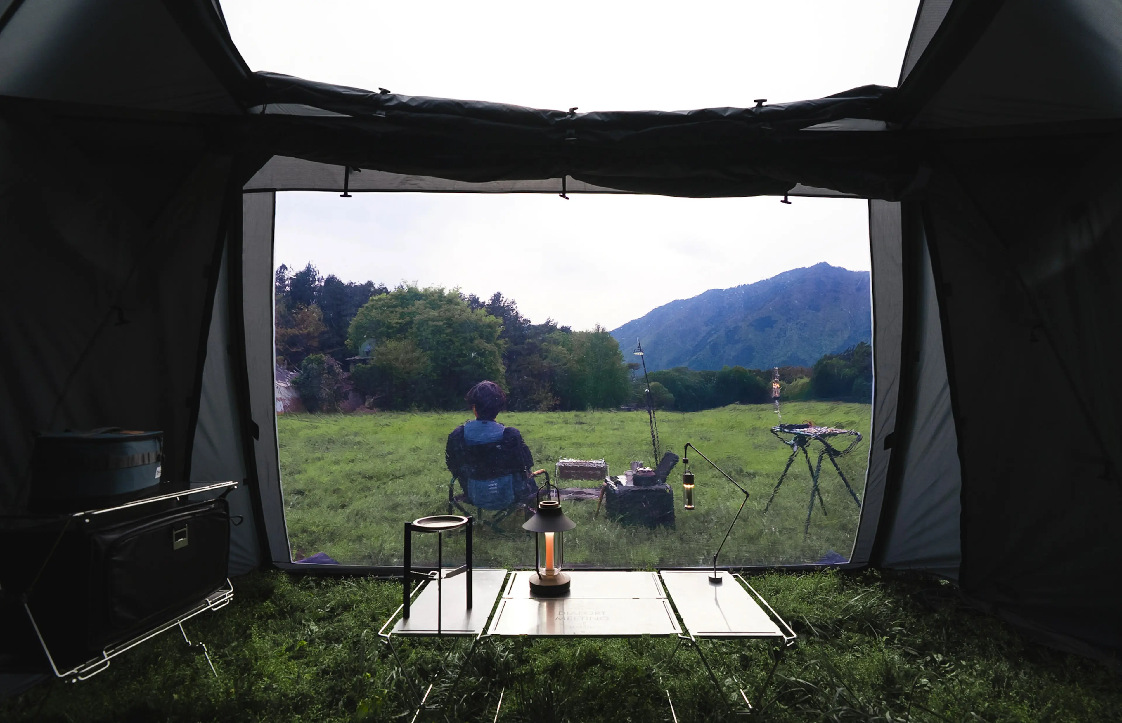 tokyo crafts モントープ　（TPUウインドウ＋インナーテント） モントープ レビュー｜天窓から星空や風景が楽しめるデュオ向け