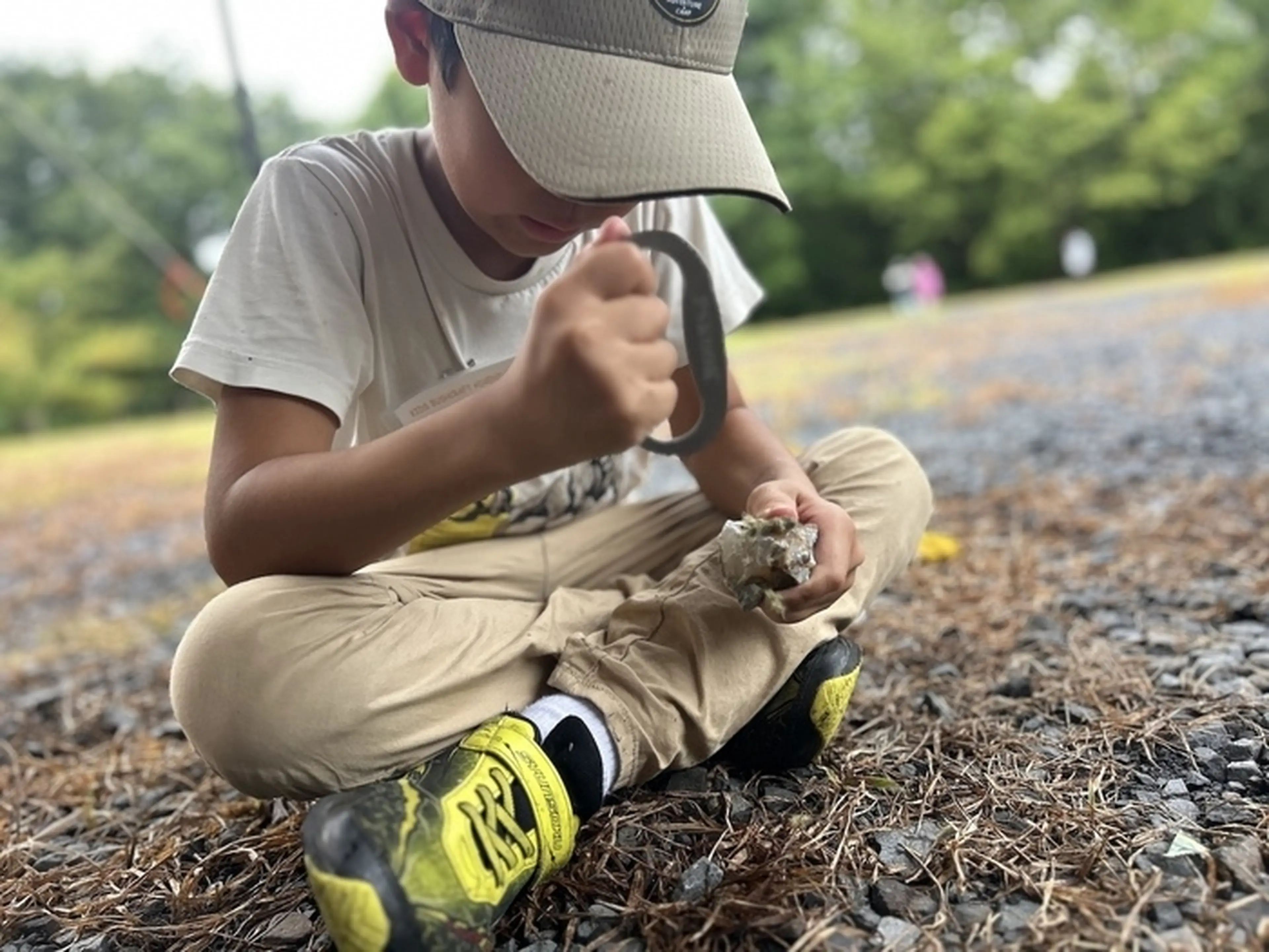 火打ちする子ども