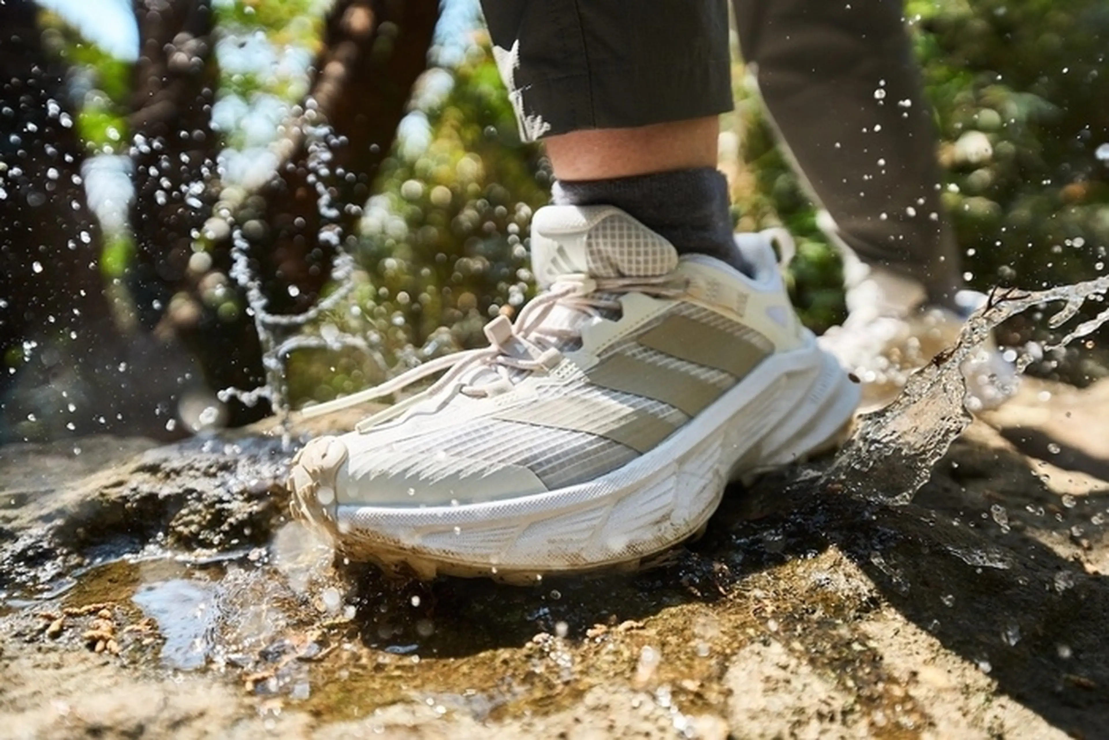 アディダス テレックス 新作の防水性