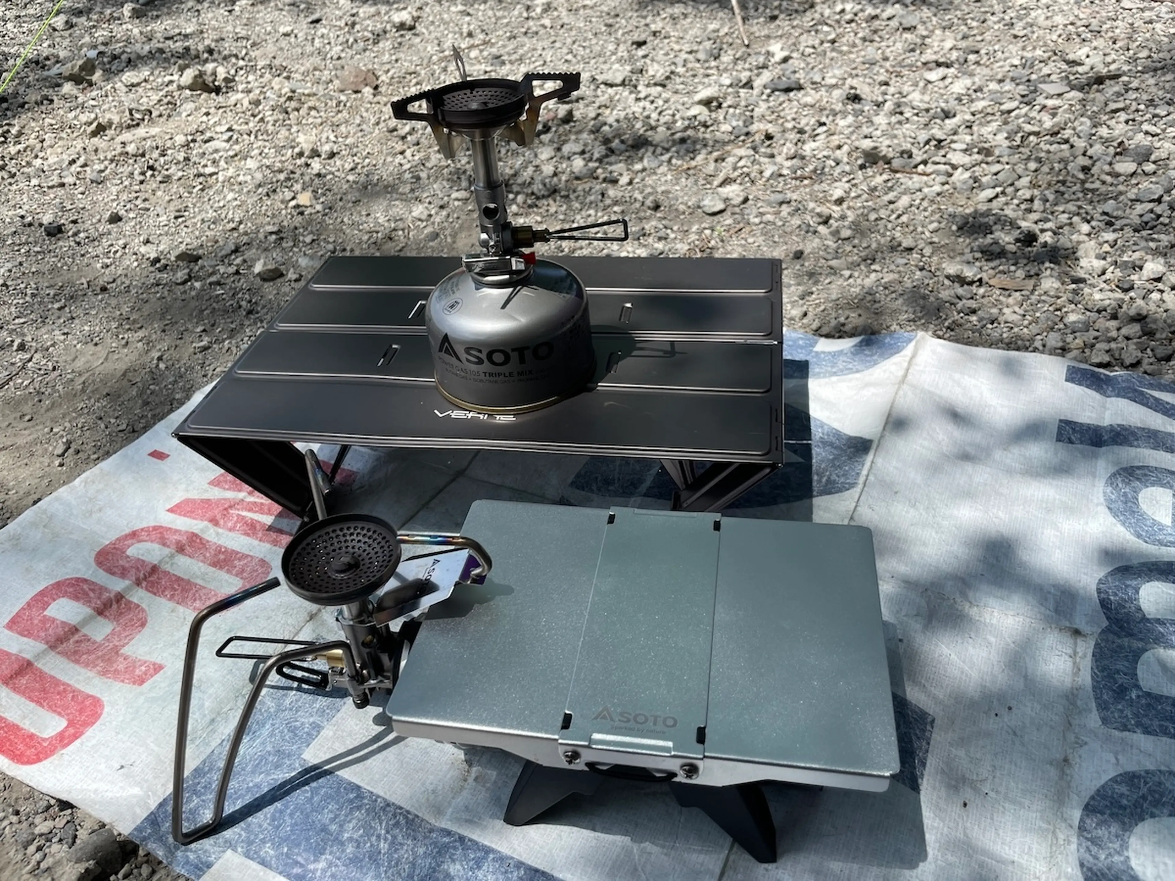 SOTOの話題作】シングルバーナーのためのテーブル「Trail Table