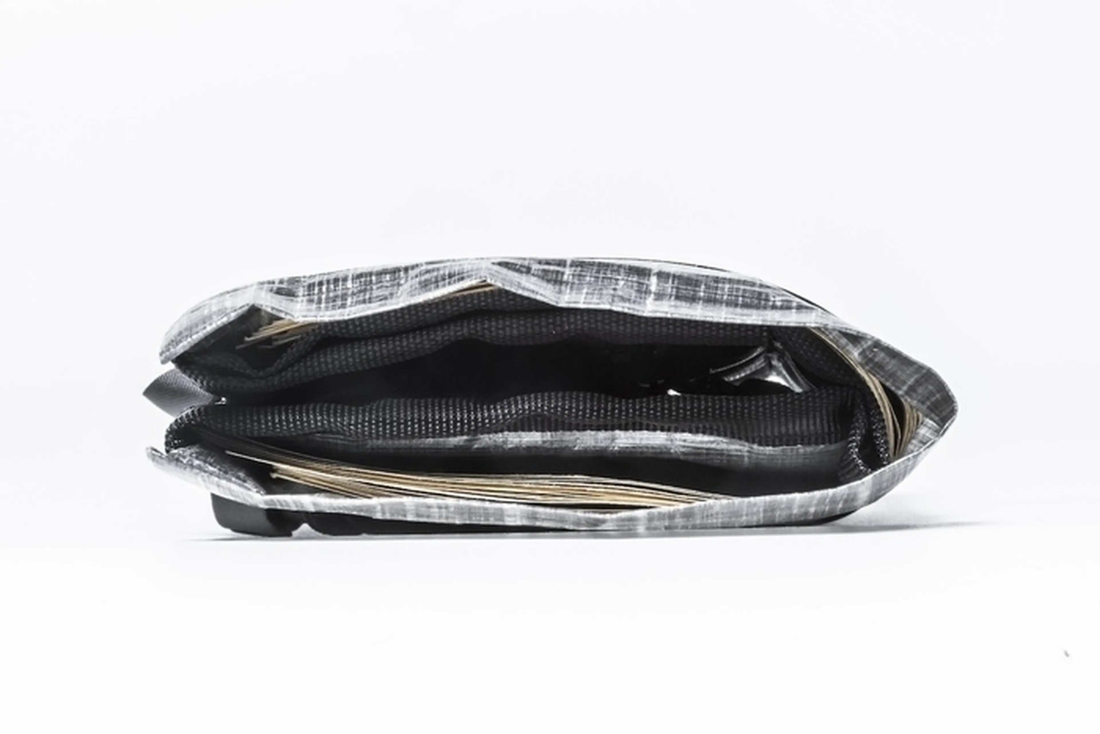 No Brand Gear（ノーブランドギア）Dyneema Wallet 2.5