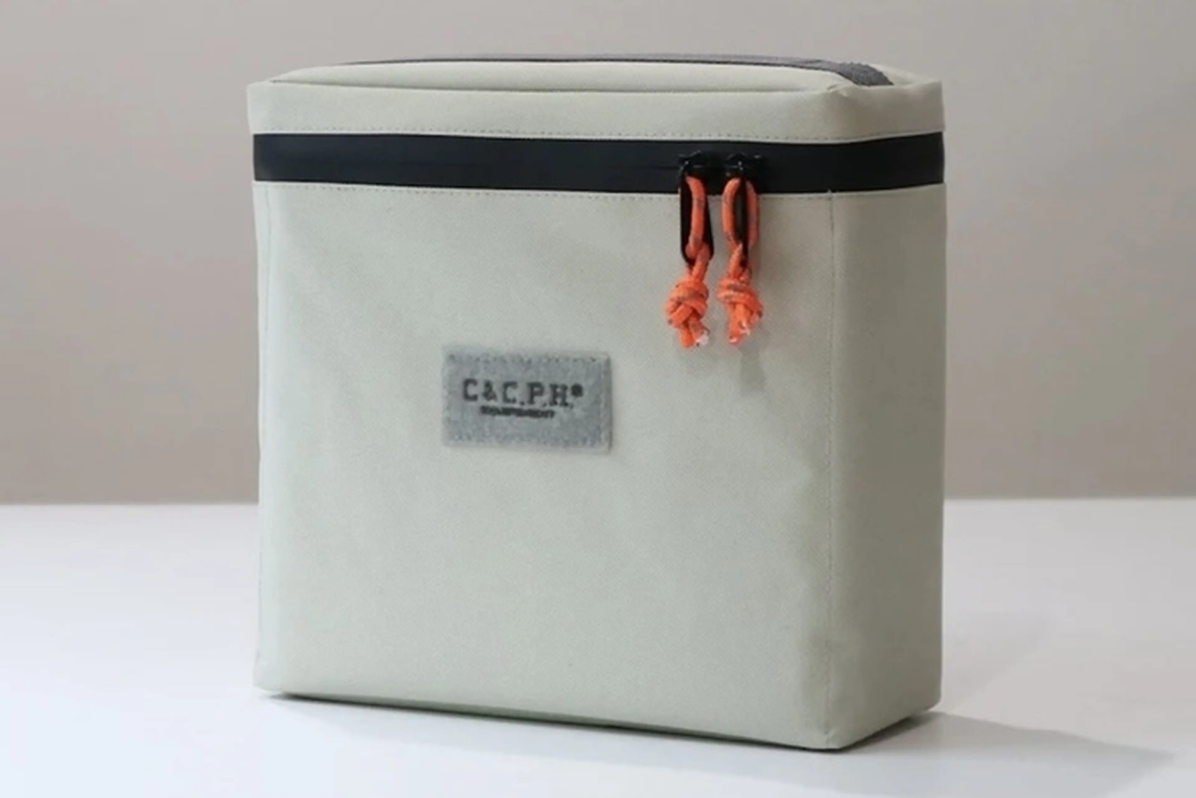 C&C.P.H.EQUIPEMENT（シーアンドシーピーエイチイクイップメント）SOFT CONTAINER 3