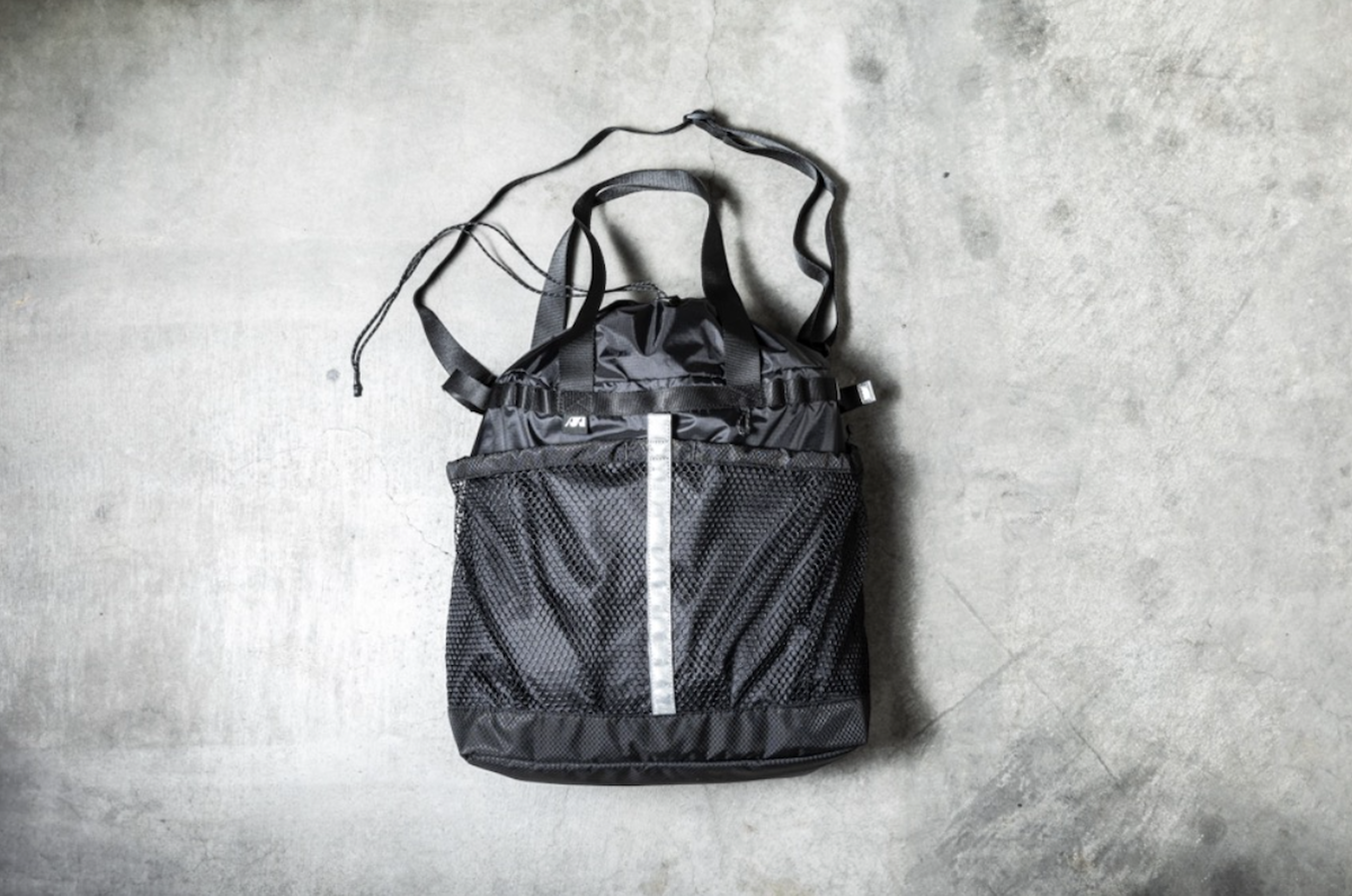 ひとつのバッグで、毎日をもっと自由に。「maastik」のテックギア 