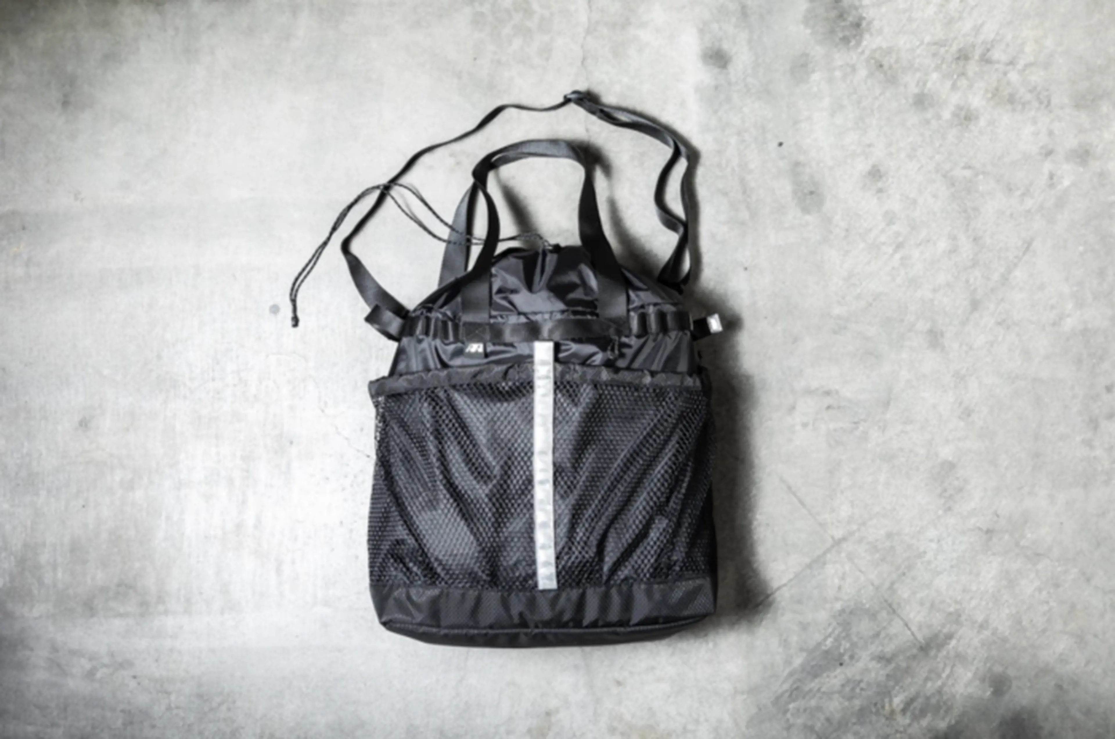 maastik（マースティック）TOTEBAG 18