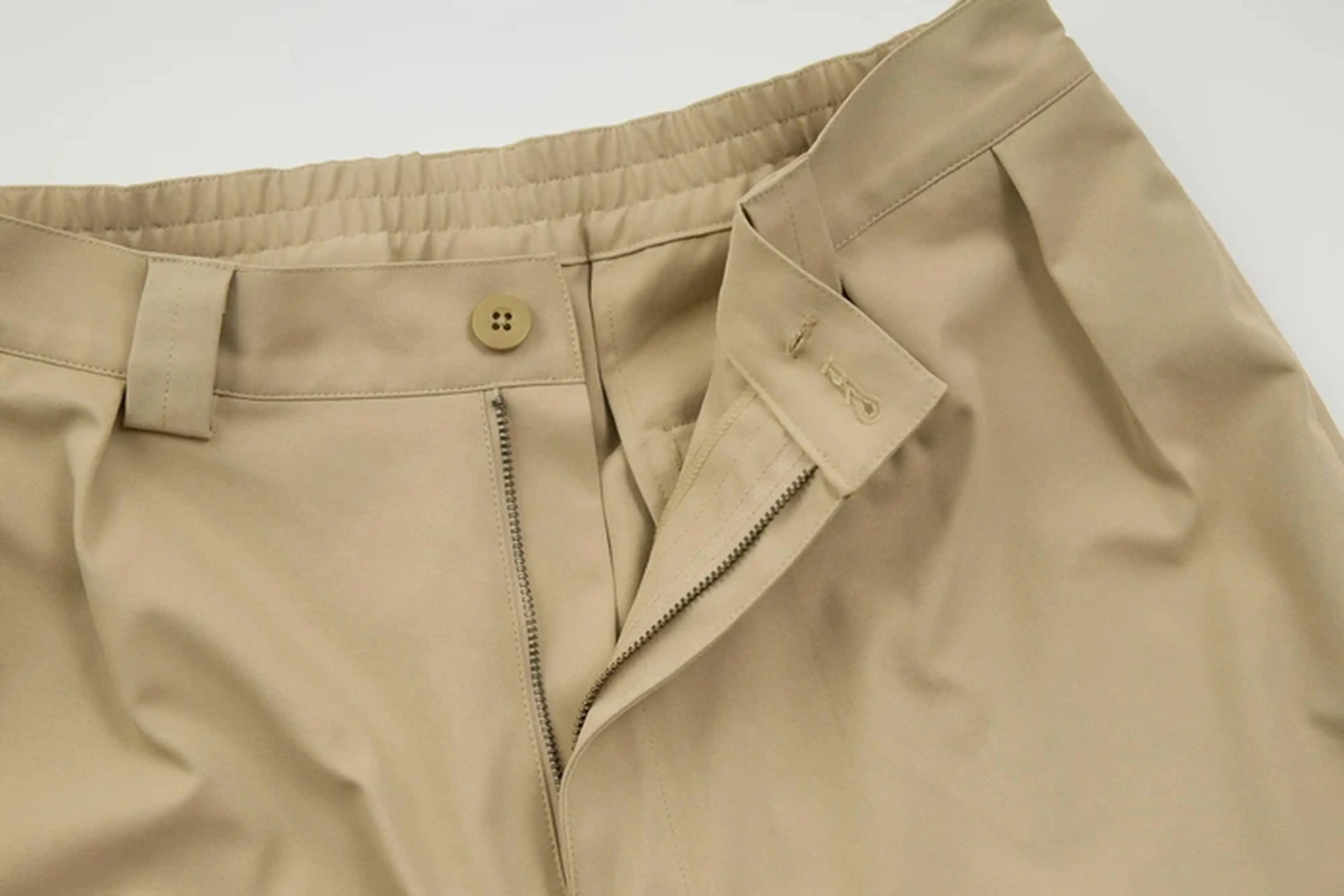HNTのPolyester Wide Chino Short Trousers