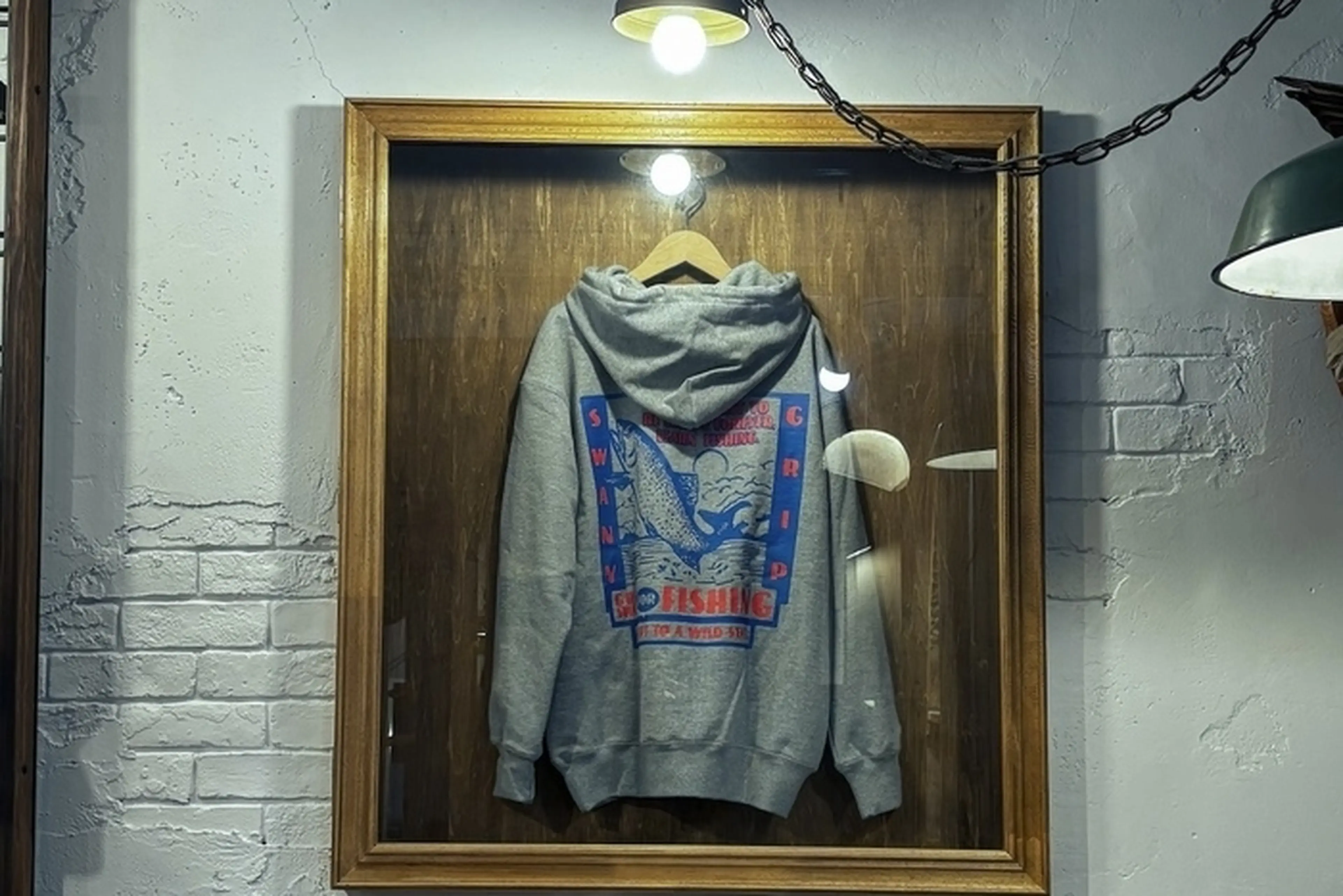 GRIP SWANY riverside store