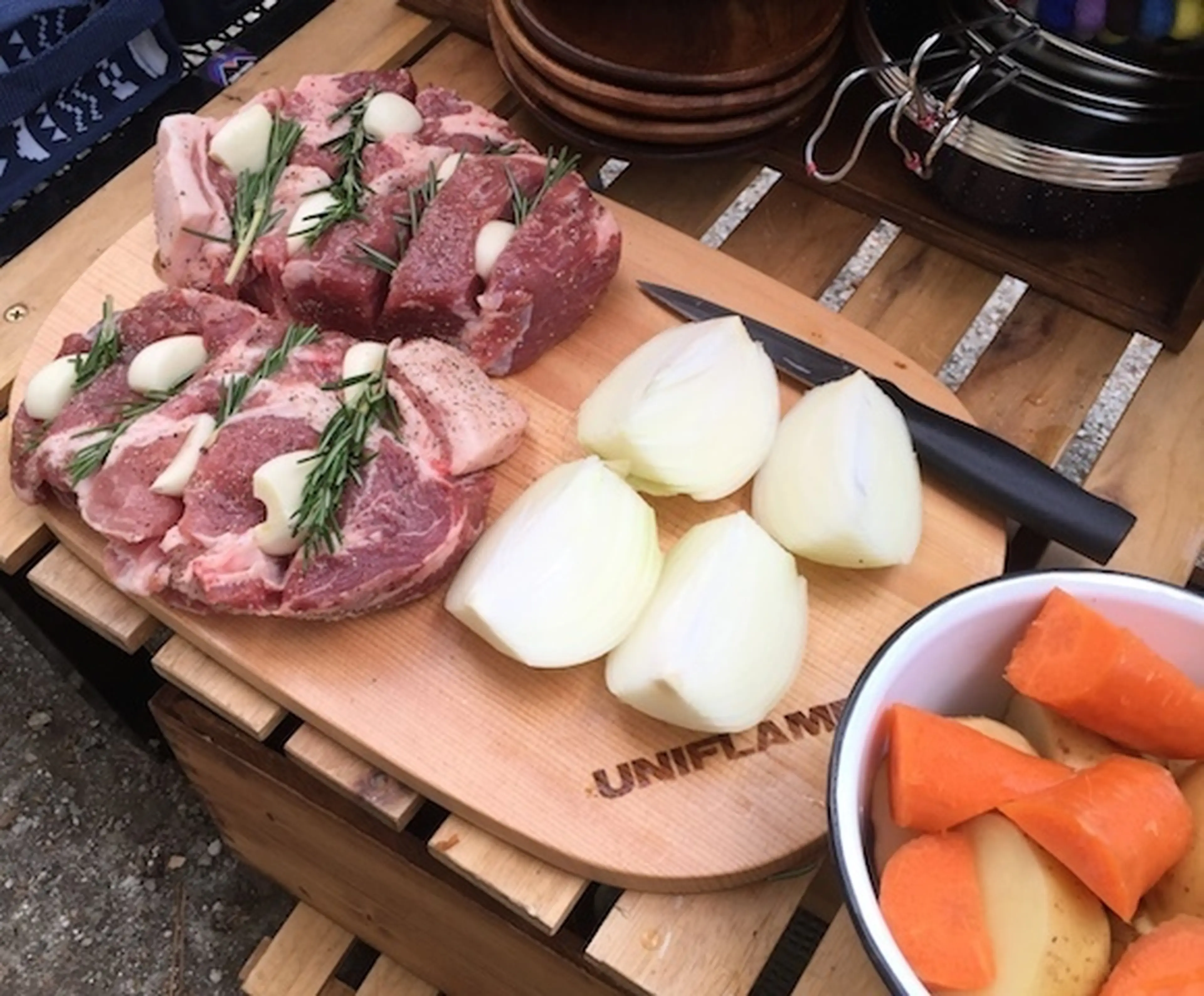 カフェでも大人気のスキレット＆ダッチオーブン！鋳鉄クッカーの魅力