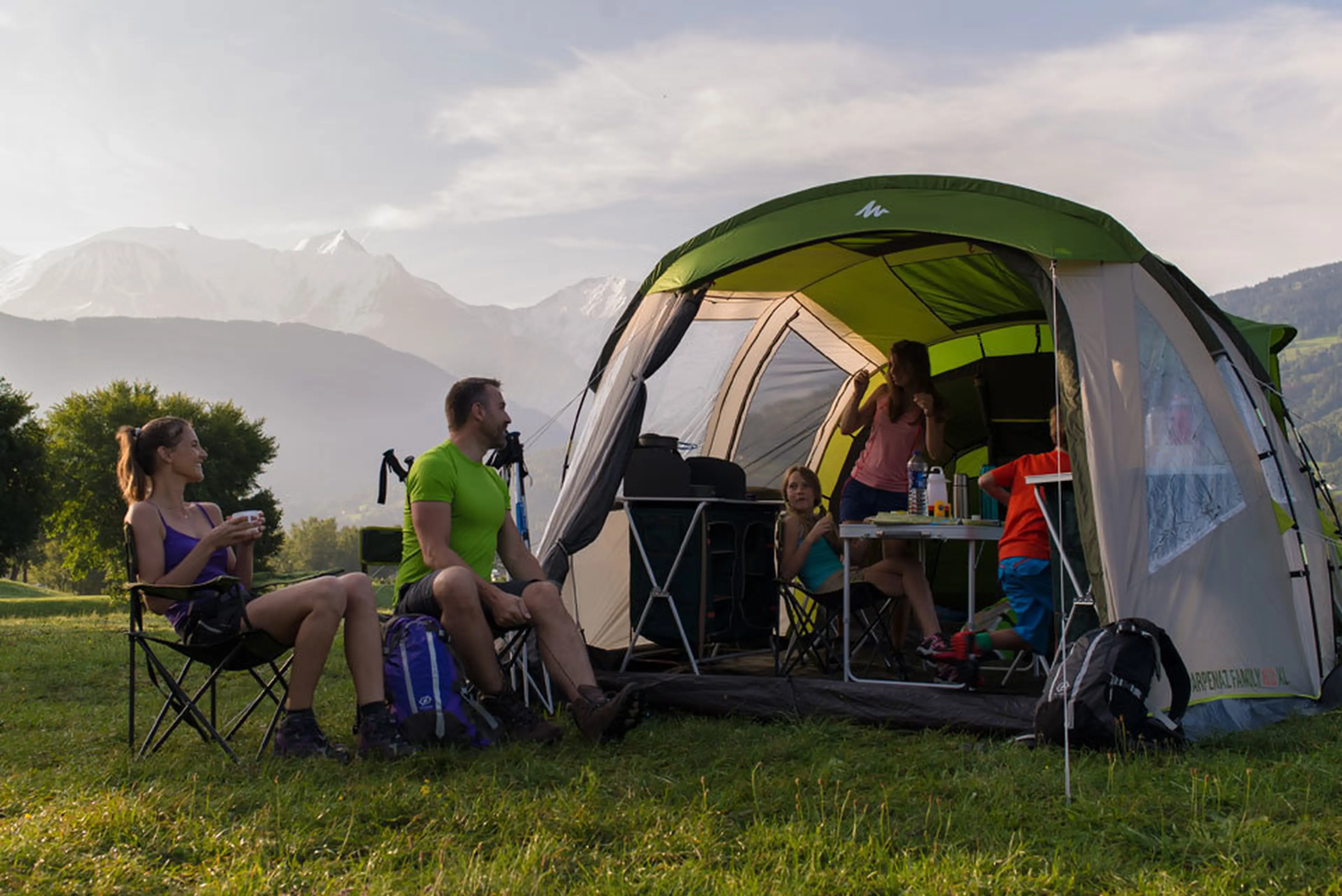 設営たったの2秒！？「ケシュア」の魅力を伝えます！ | キャンプ