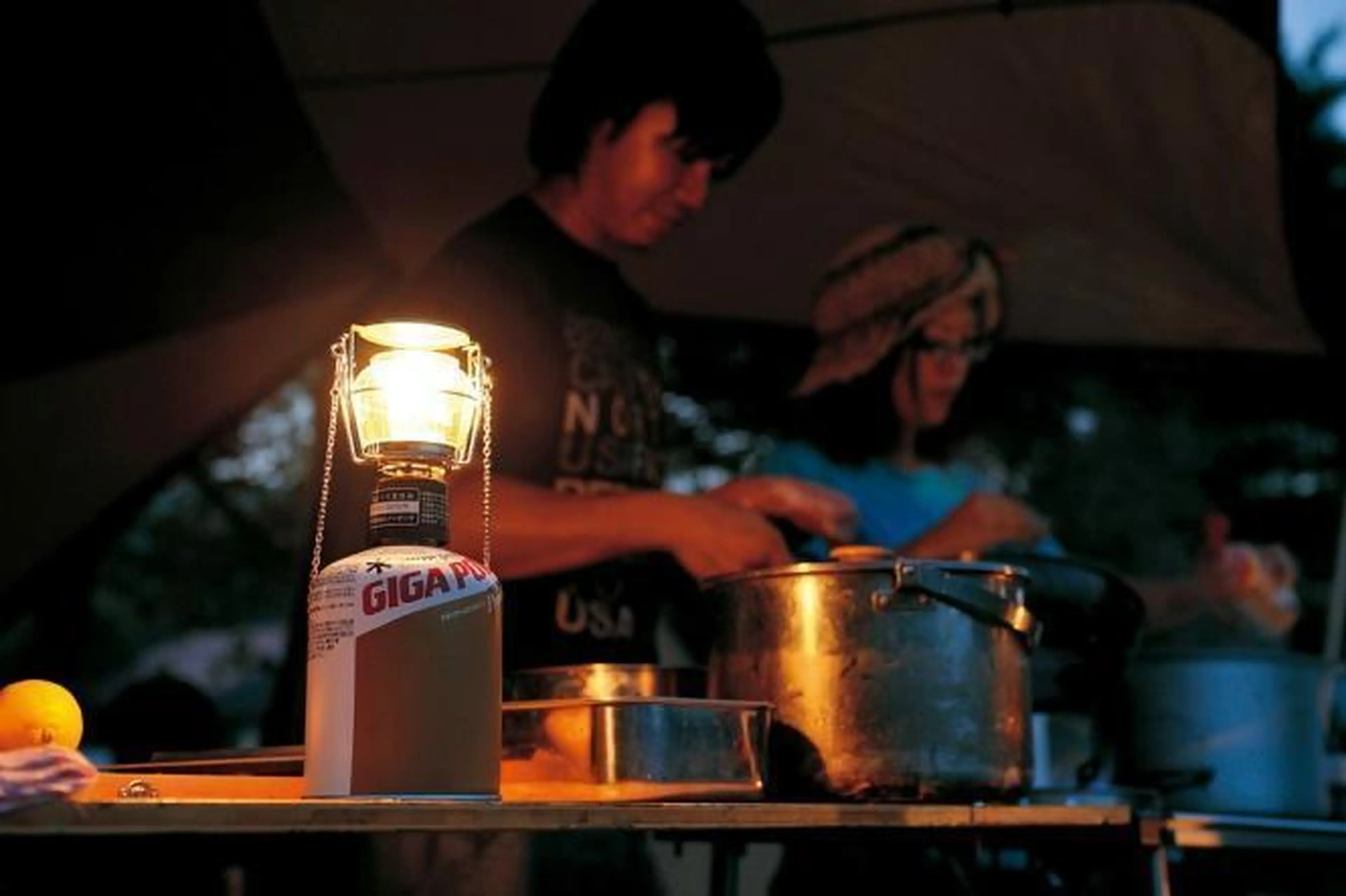 スノーピークの2WAYランタンでキャンプをもっと明るく！「天」「BF」も