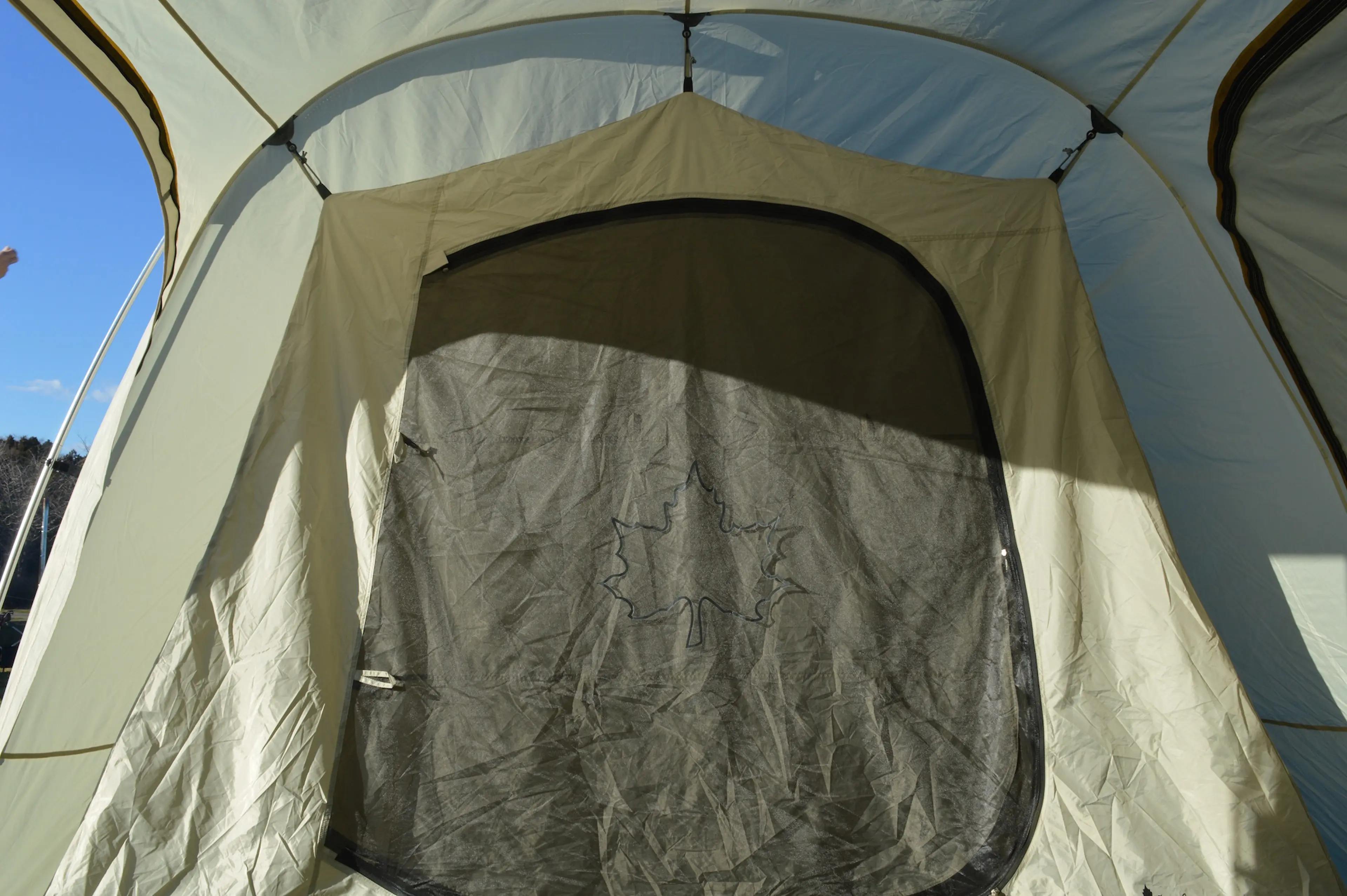 2017春新登場「ロゴス グランベーシック」を先取り！実際にテントを