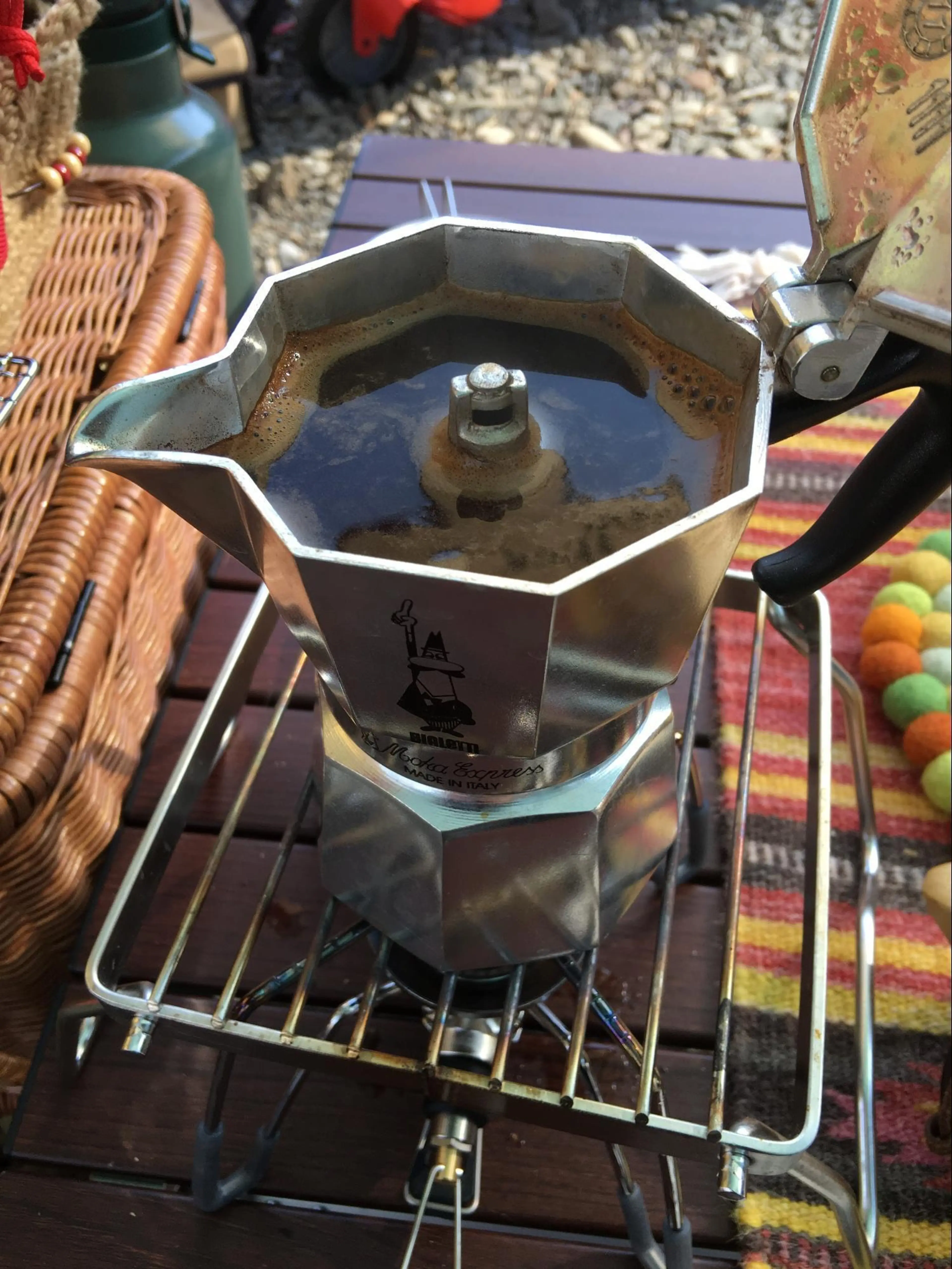 ビアレッティで本格エスプレッソを楽しもう！キャンプに至福のひととき