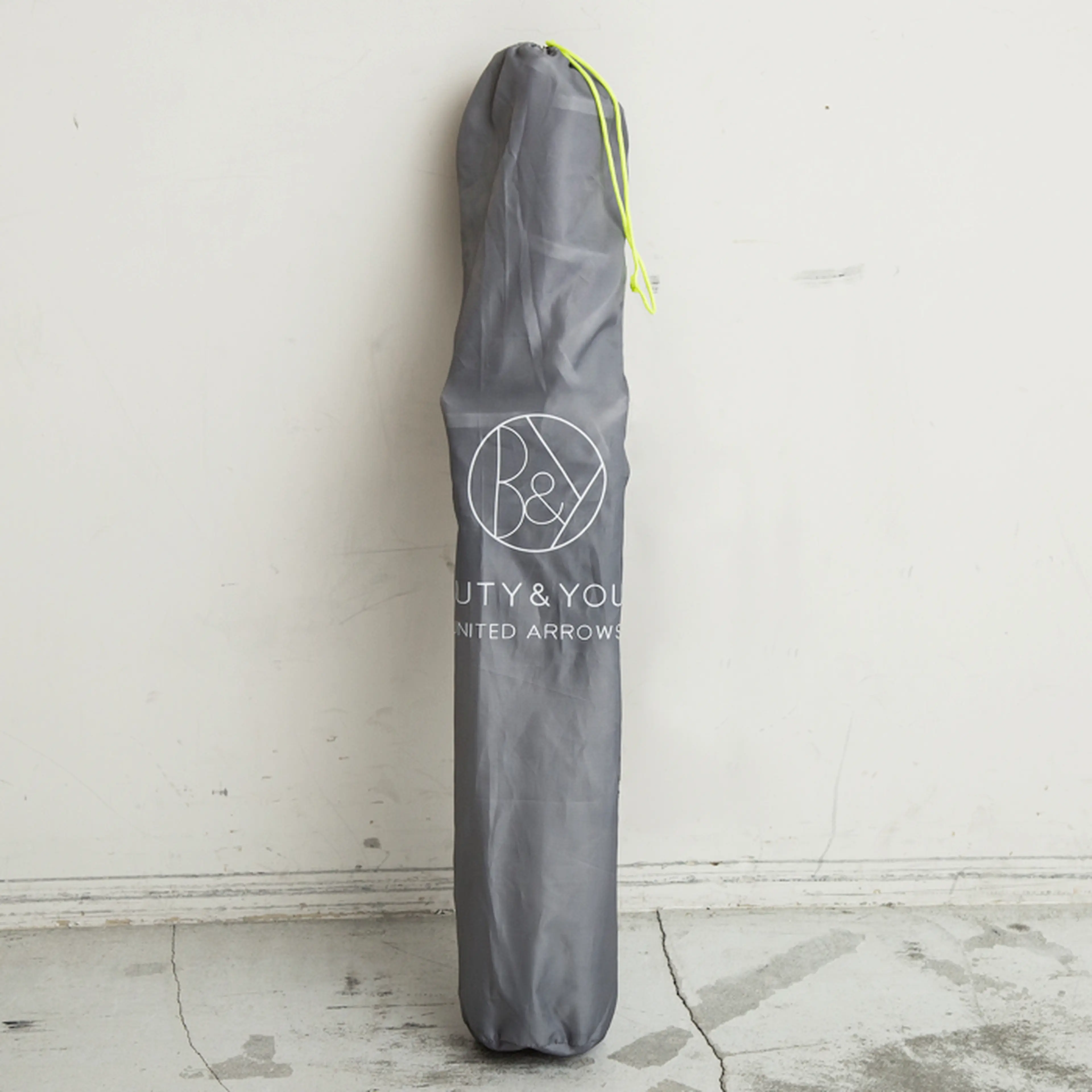 BEAUTY＆YOUTH の Coleman 別注シリーズ第6弾！7種の都会的なレジャー