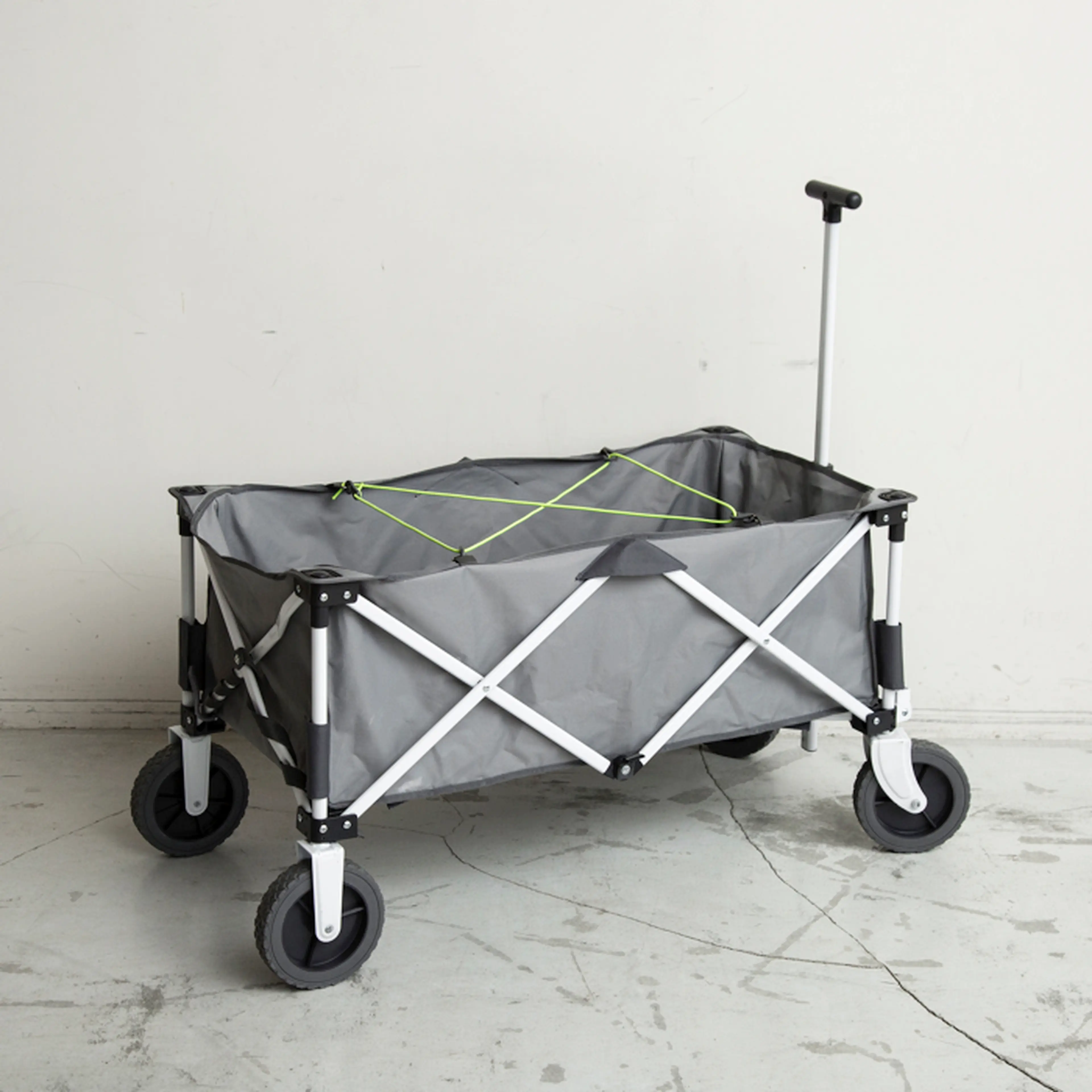 BEAUTY＆YOUTH の Coleman 別注シリーズ第6弾！7種の都会的なレジャー