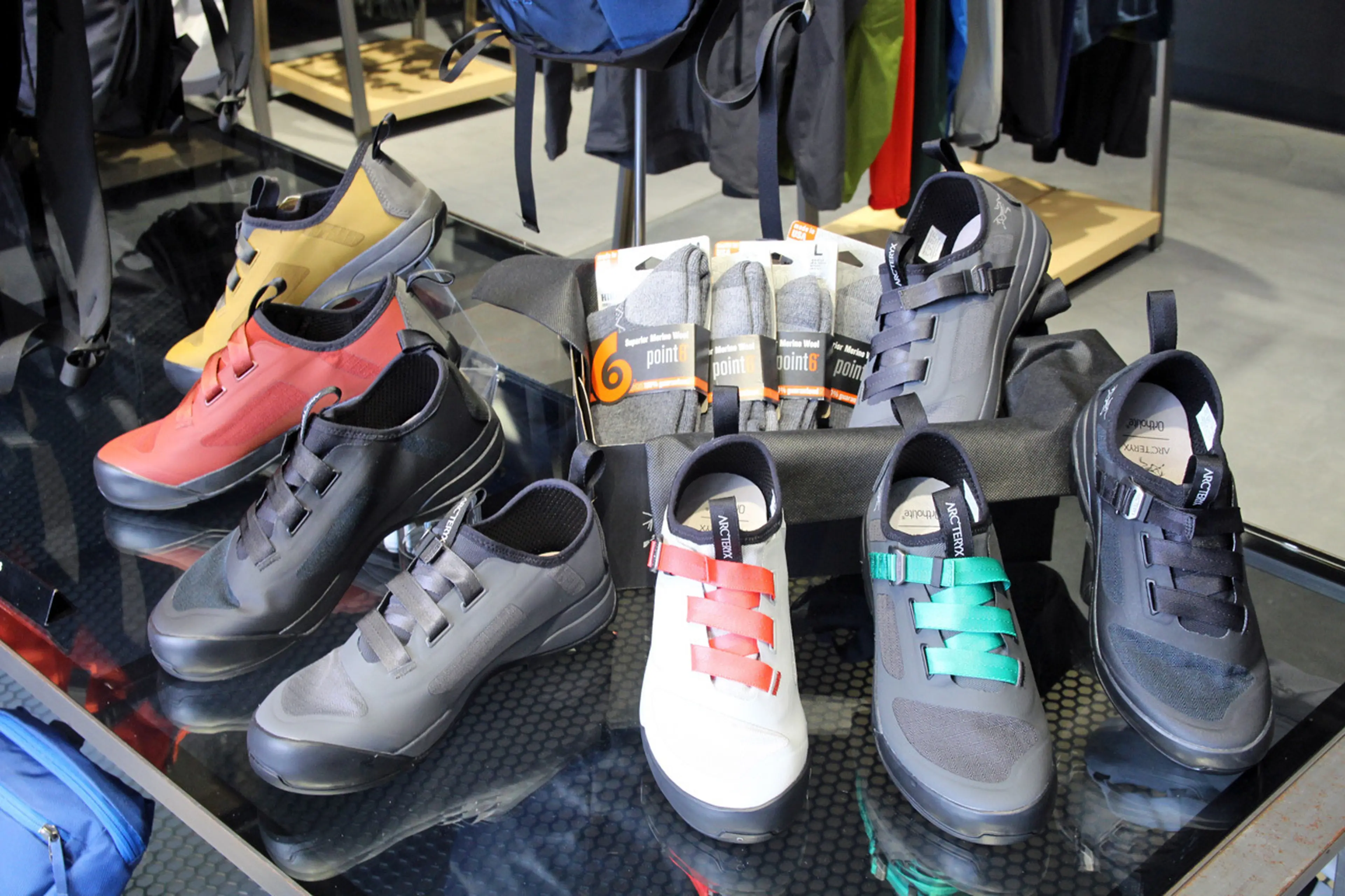 ARC'TERYX アークテリクス アウトドアシューズ アキラス Arakys ARC'TERYX アークテリクス アウトドアシューズ アキラス Arakys