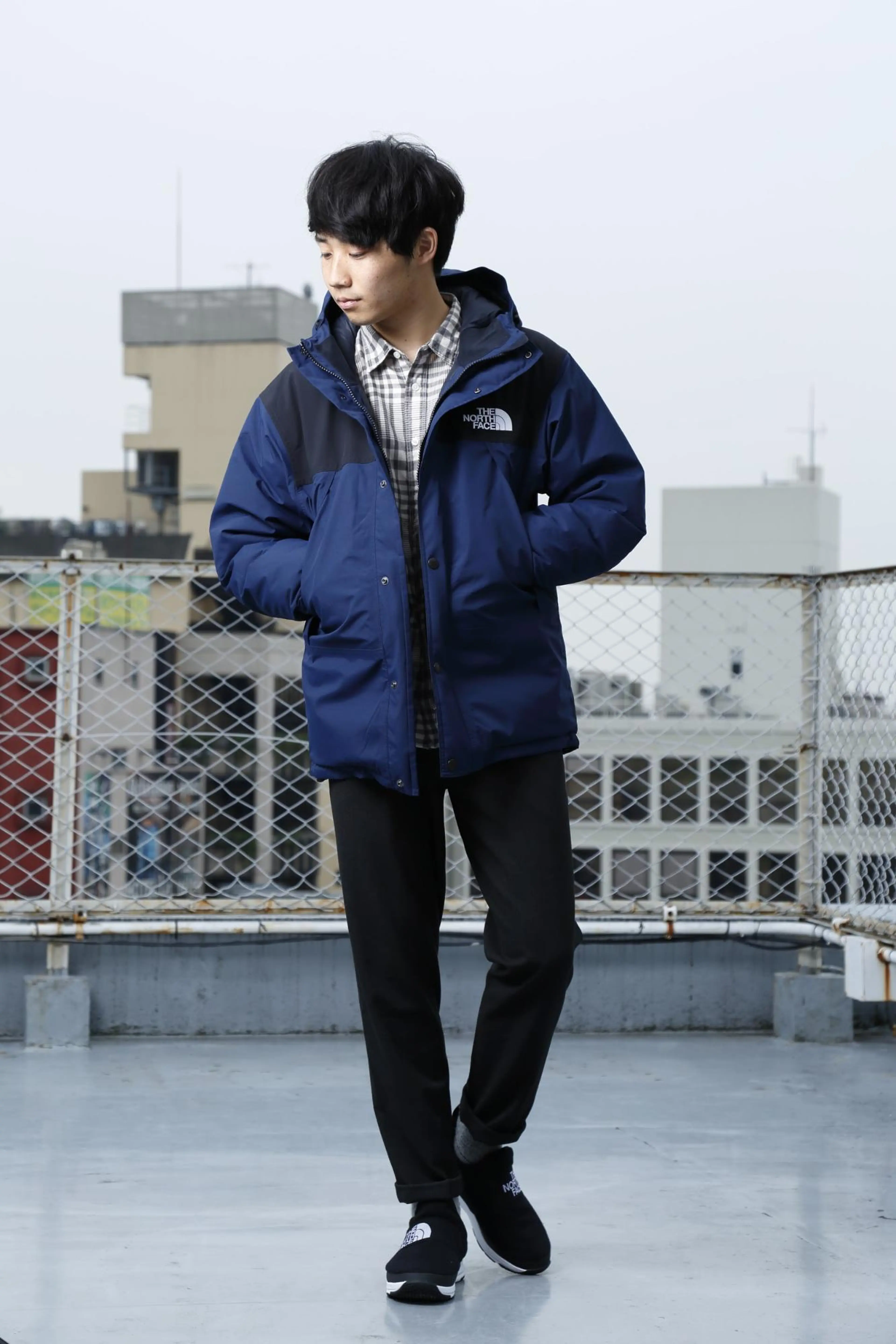 ノースフェイス マウンテンダウンジャケット ネイビー 定価販売 THE